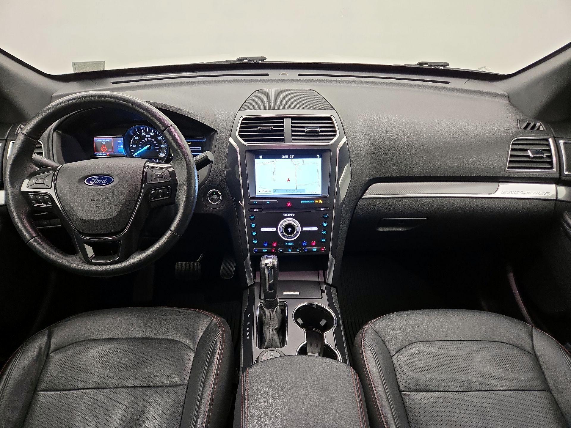 Thumbnail: 2019 Ford Explorer - 9