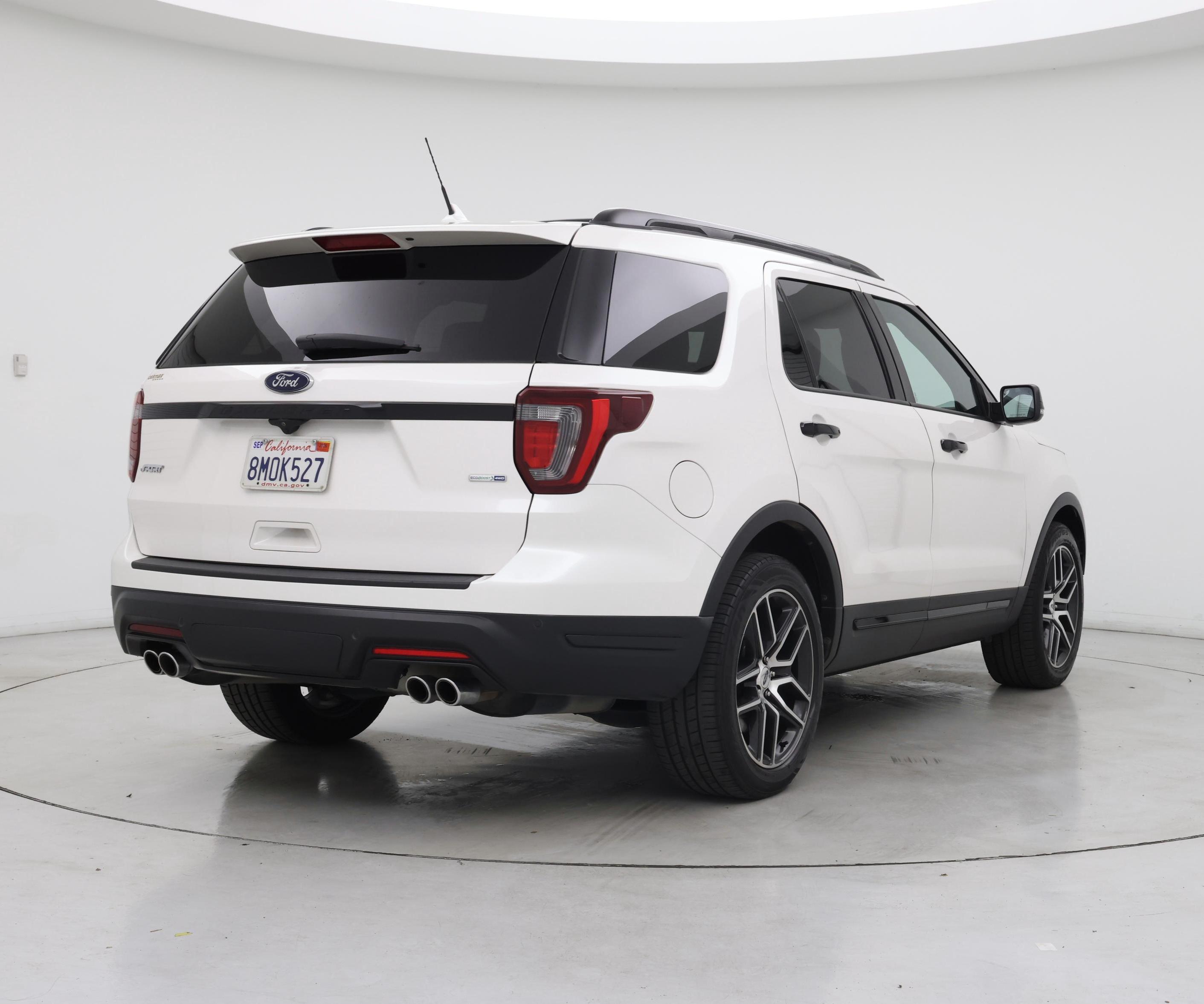 Thumbnail: 2019 Ford Explorer - 8