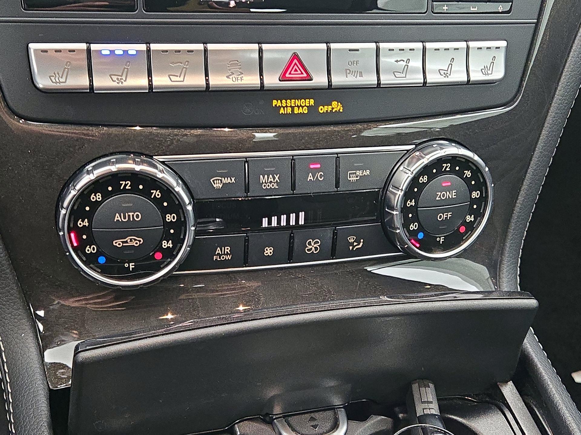 Thumbnail: 2015 Mercedes-Benz SL-Class - 17