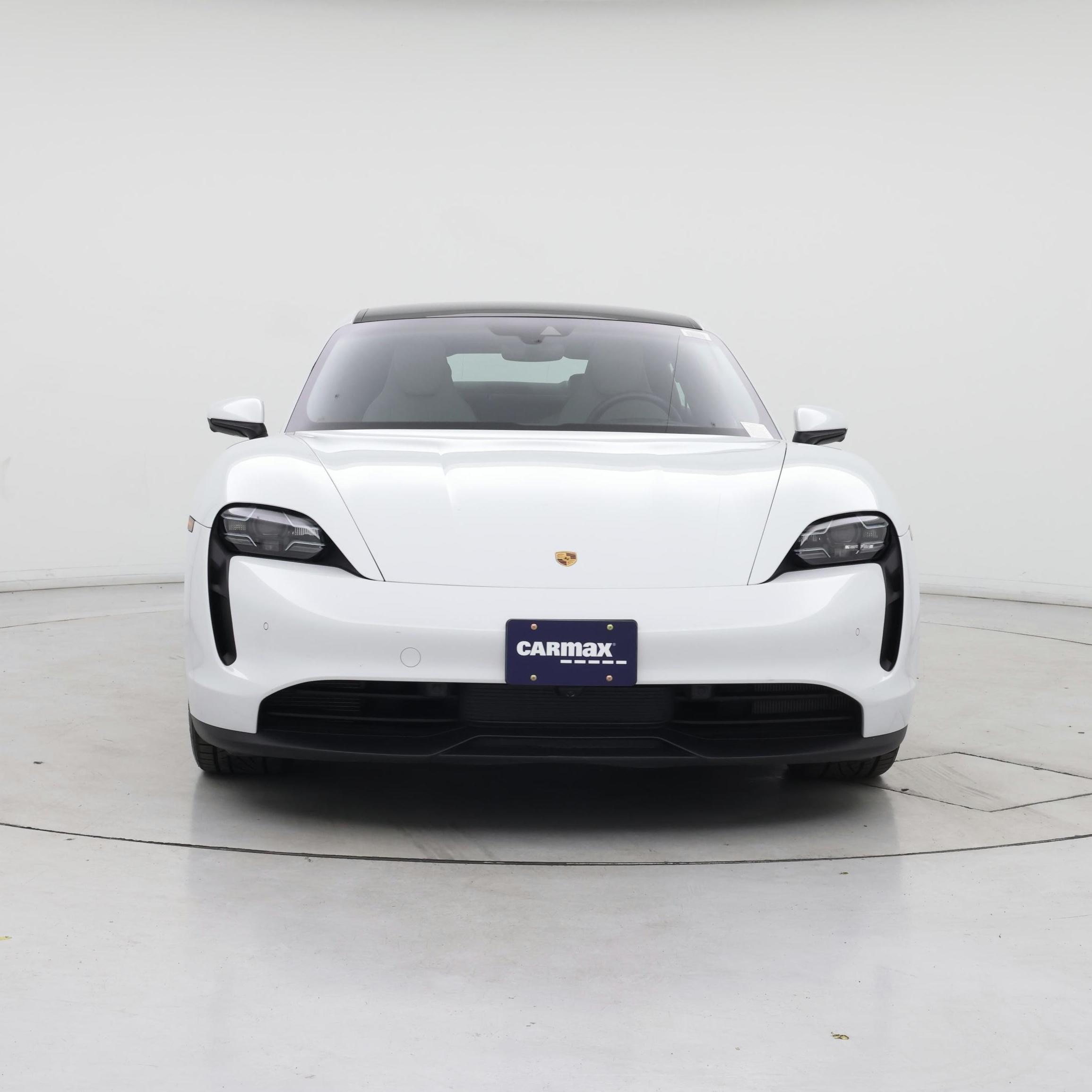 Thumbnail: 2021 Porsche Taycan - 5