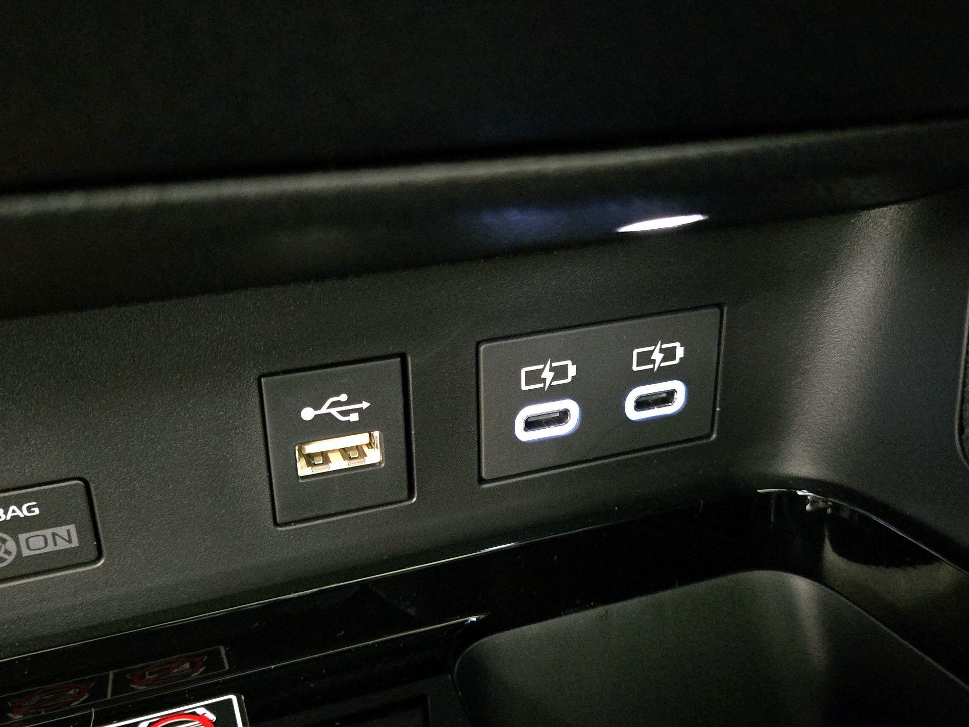 Thumbnail: 2026 Toyota Camry - 18