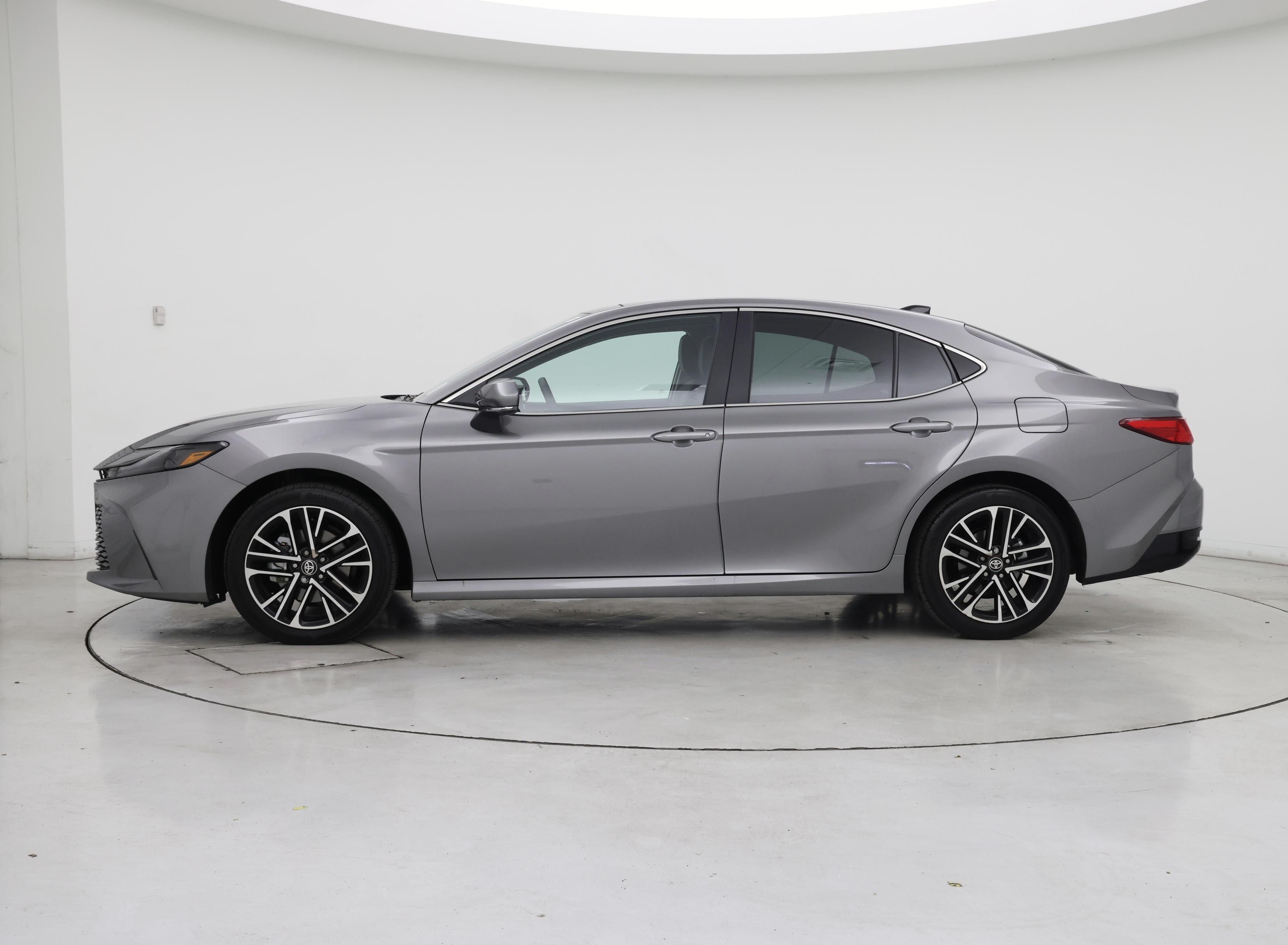 Thumbnail: 2026 Toyota Camry - 3