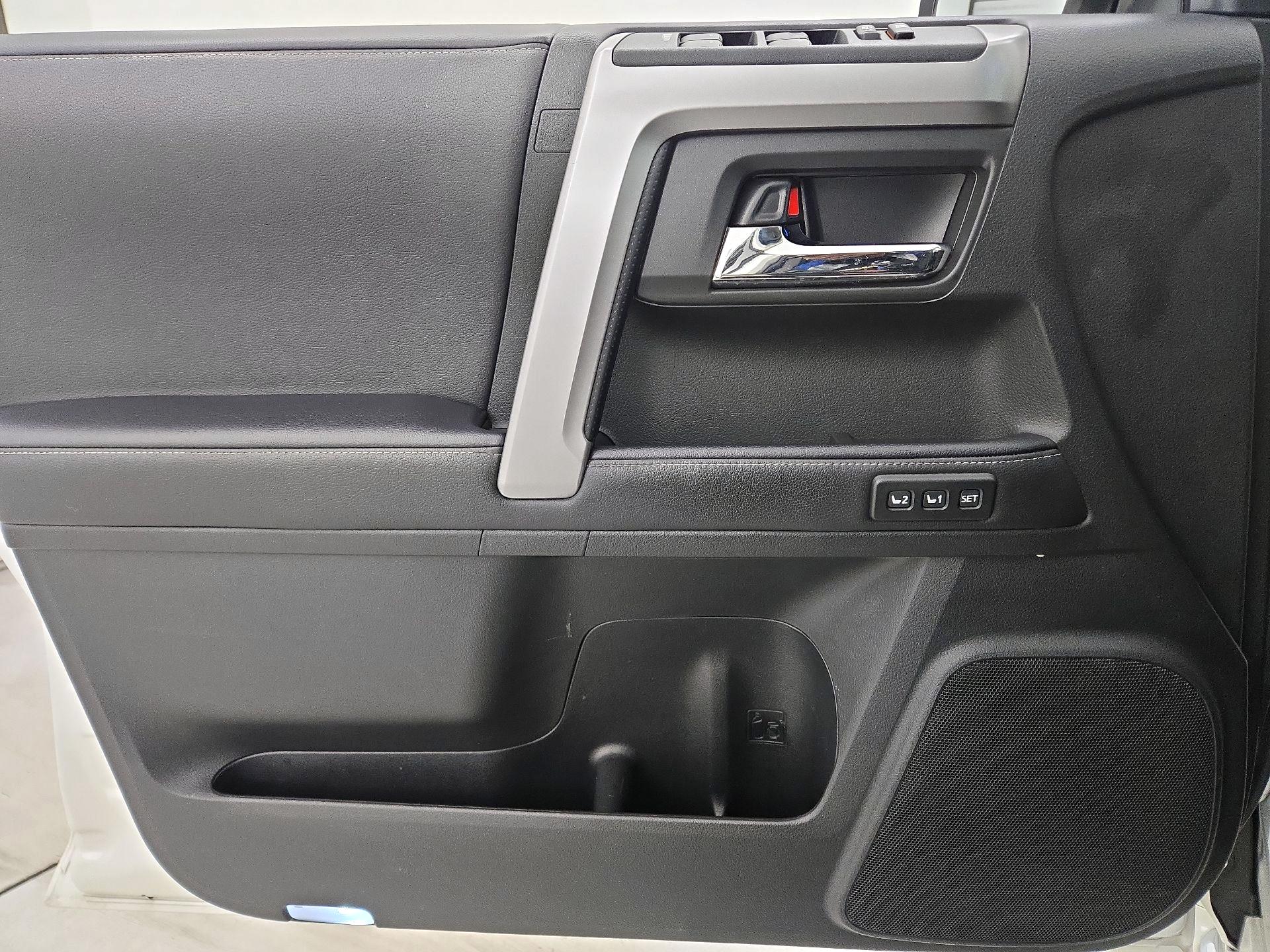 Thumbnail: 2022 Toyota 4Runner - 12