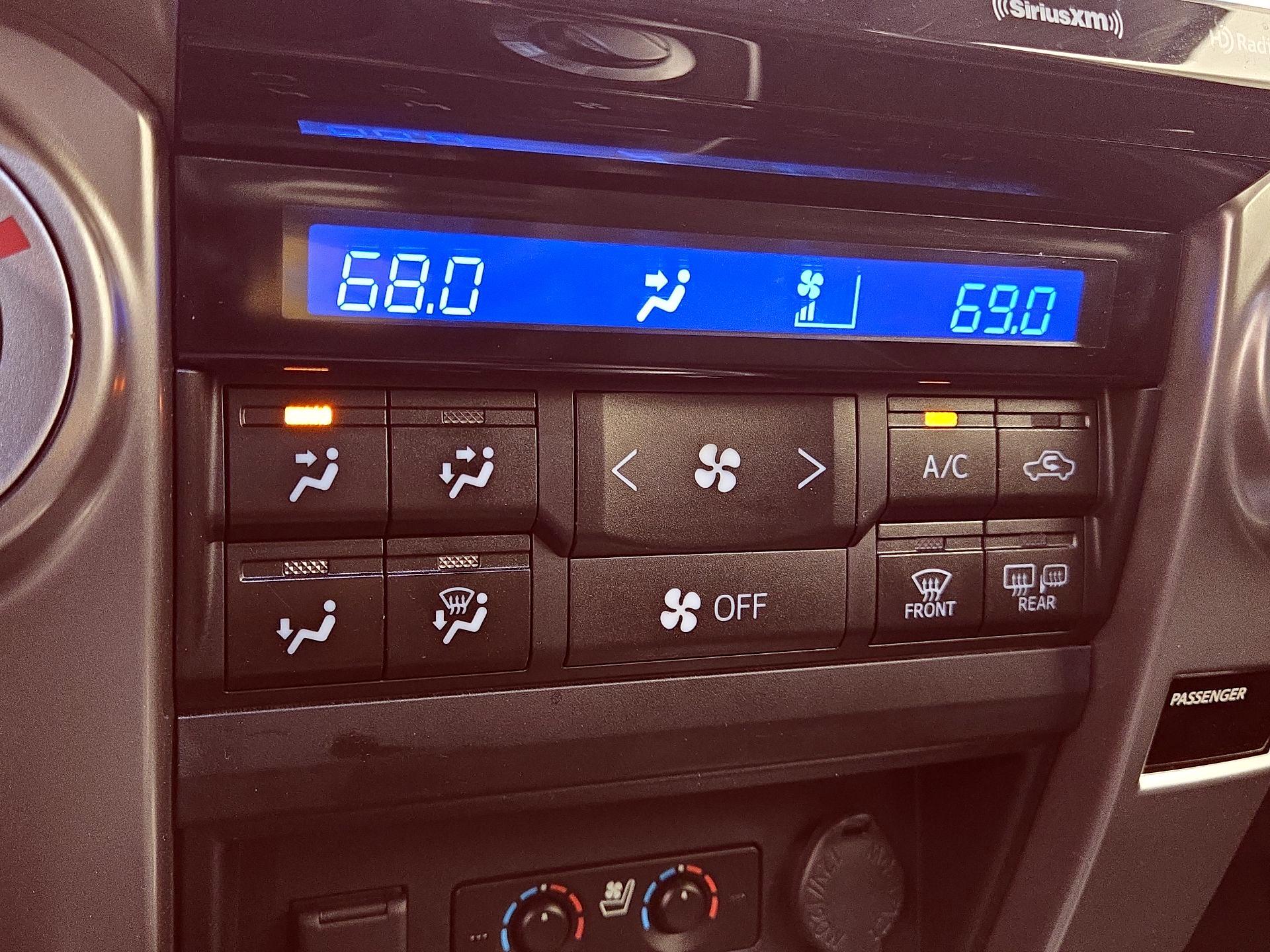 Thumbnail: 2022 Toyota 4Runner - 16