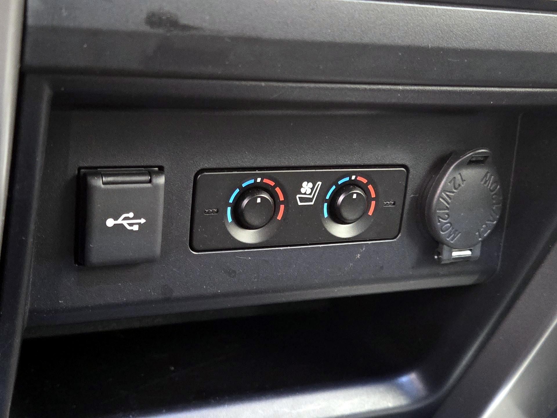 Thumbnail: 2022 Toyota 4Runner - 18