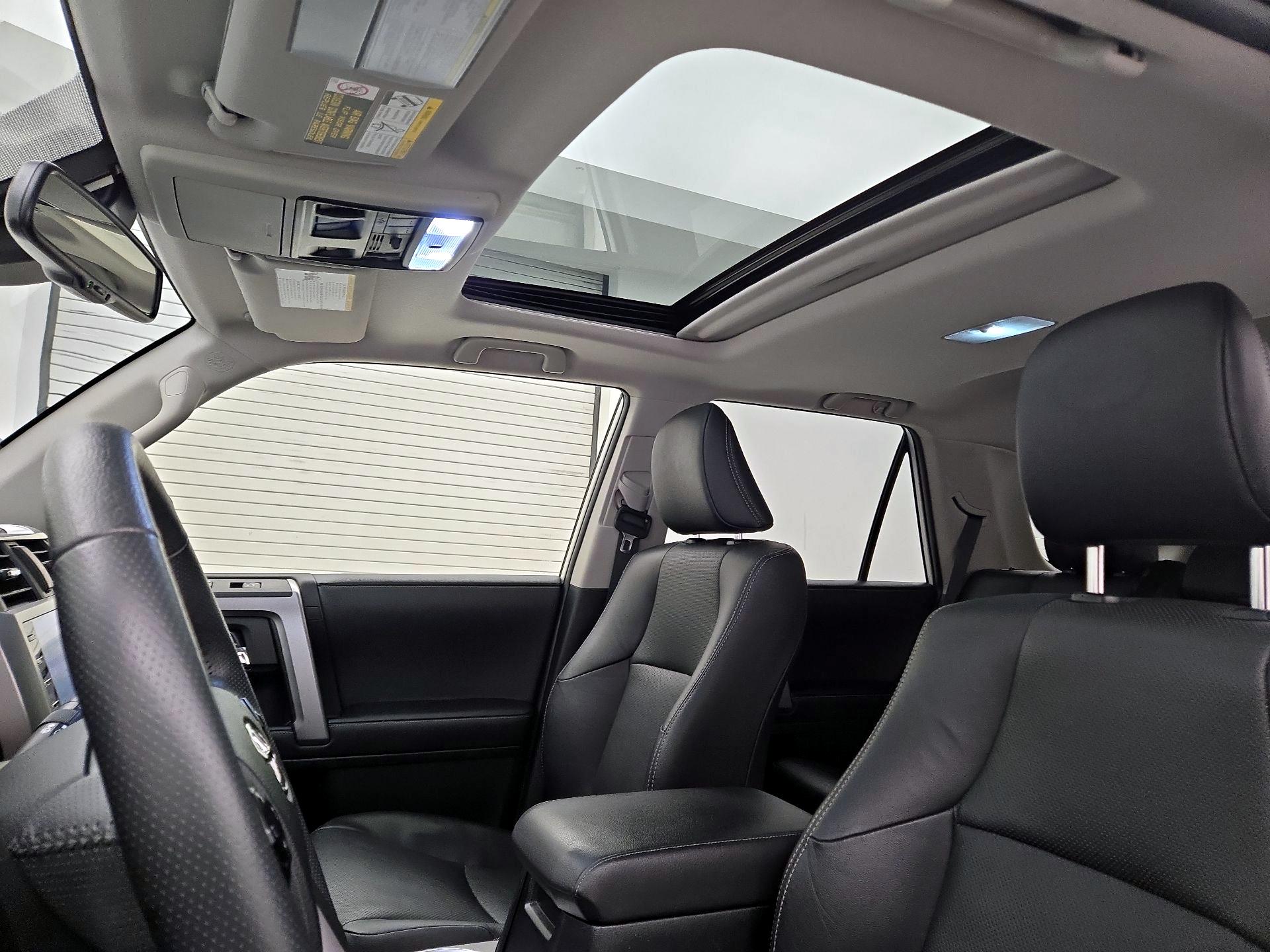 Thumbnail: 2022 Toyota 4Runner - 19