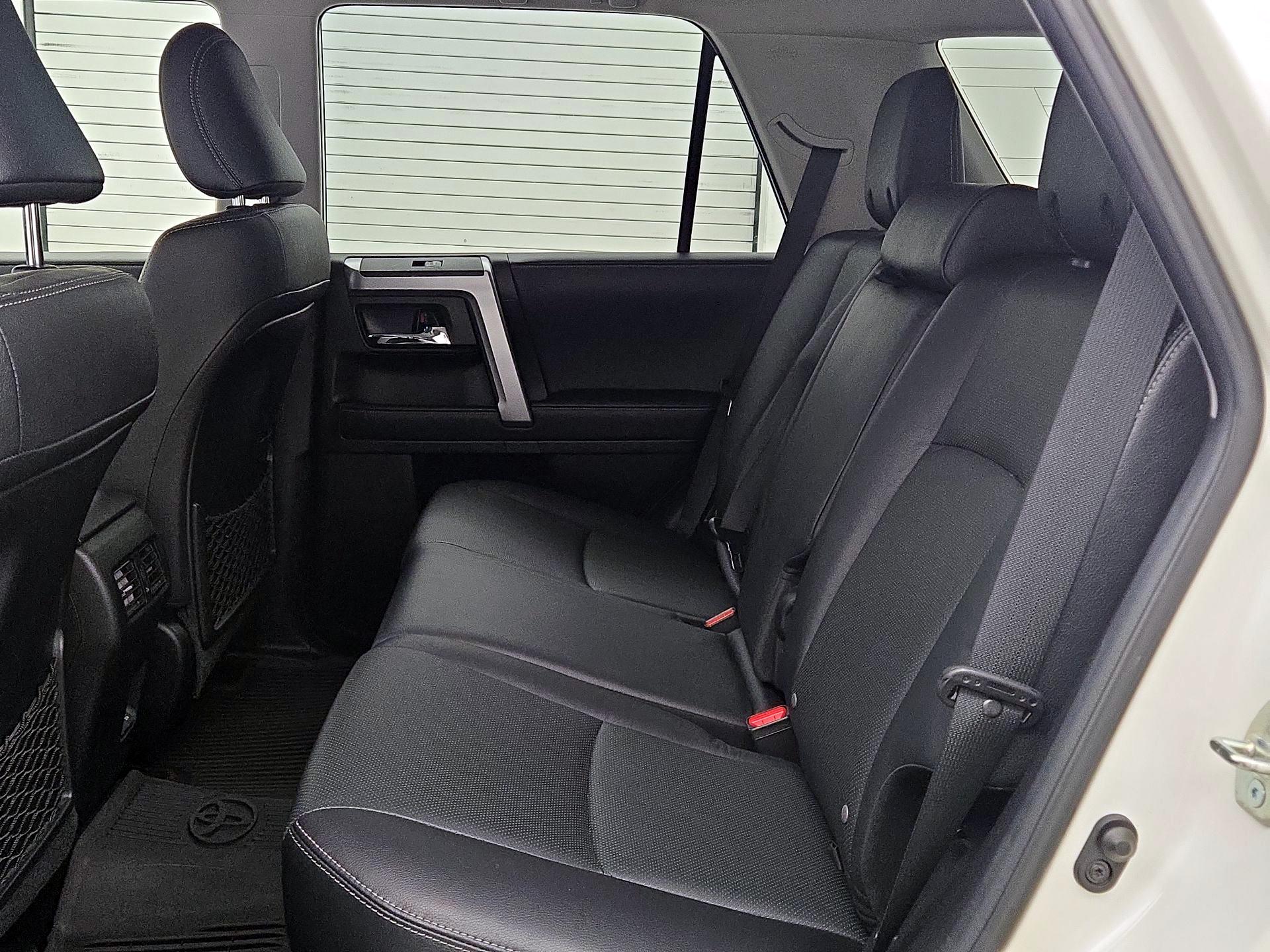 Thumbnail: 2022 Toyota 4Runner - 20