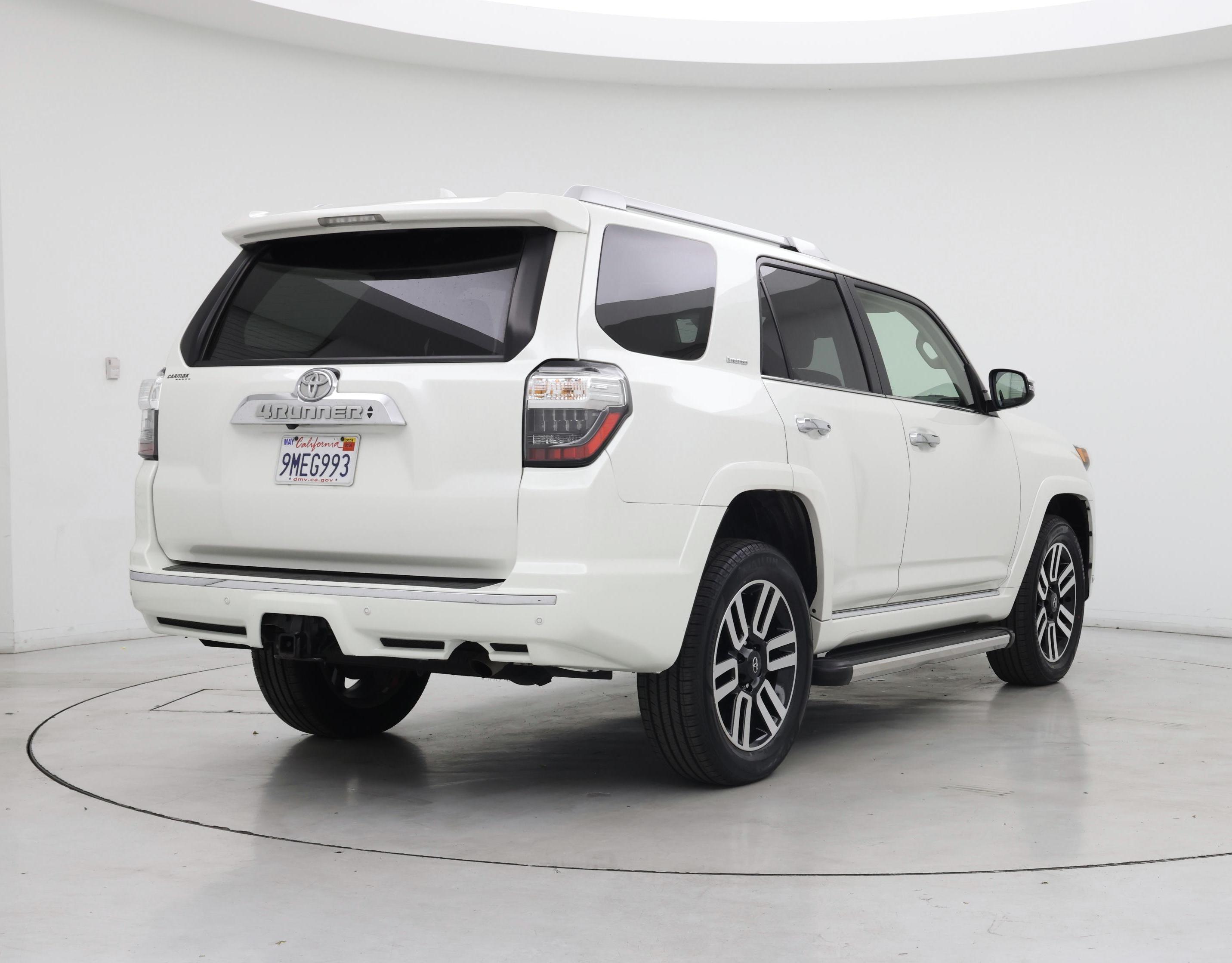 Thumbnail: 2022 Toyota 4Runner - 8