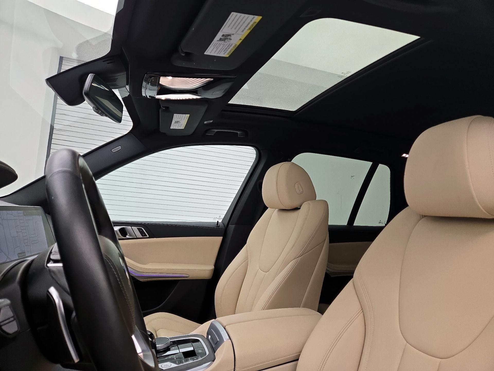 Thumbnail: 2022 BMW X5 - 19