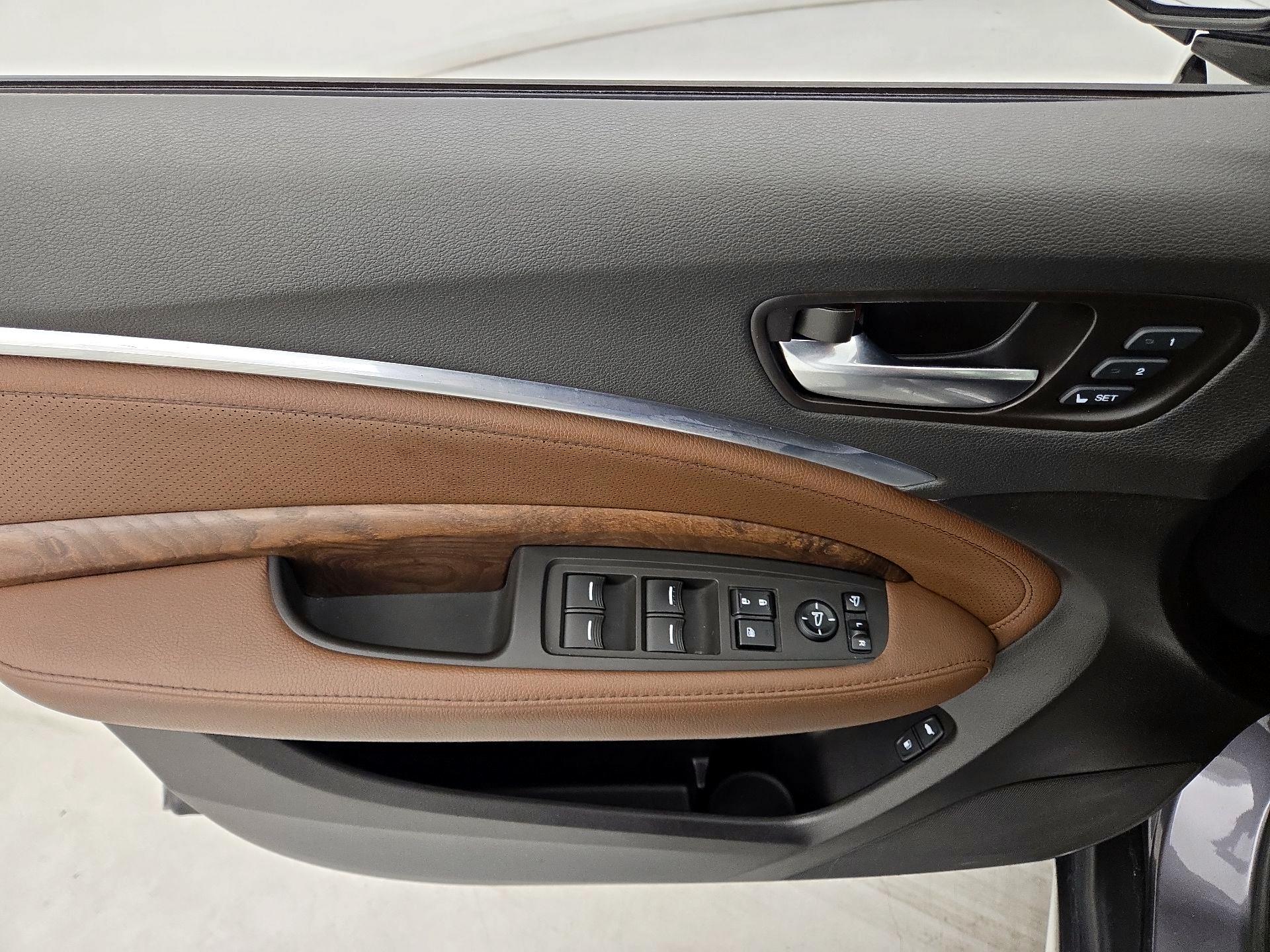 Thumbnail: 2020 Acura MDX - 12