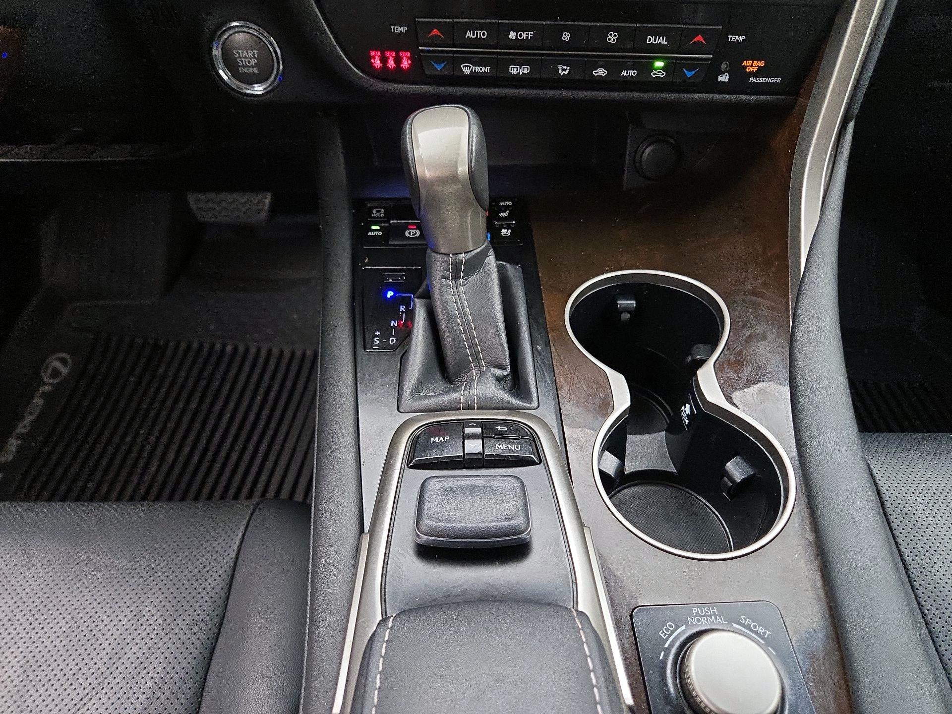 Thumbnail: 2019 Lexus RX - 17