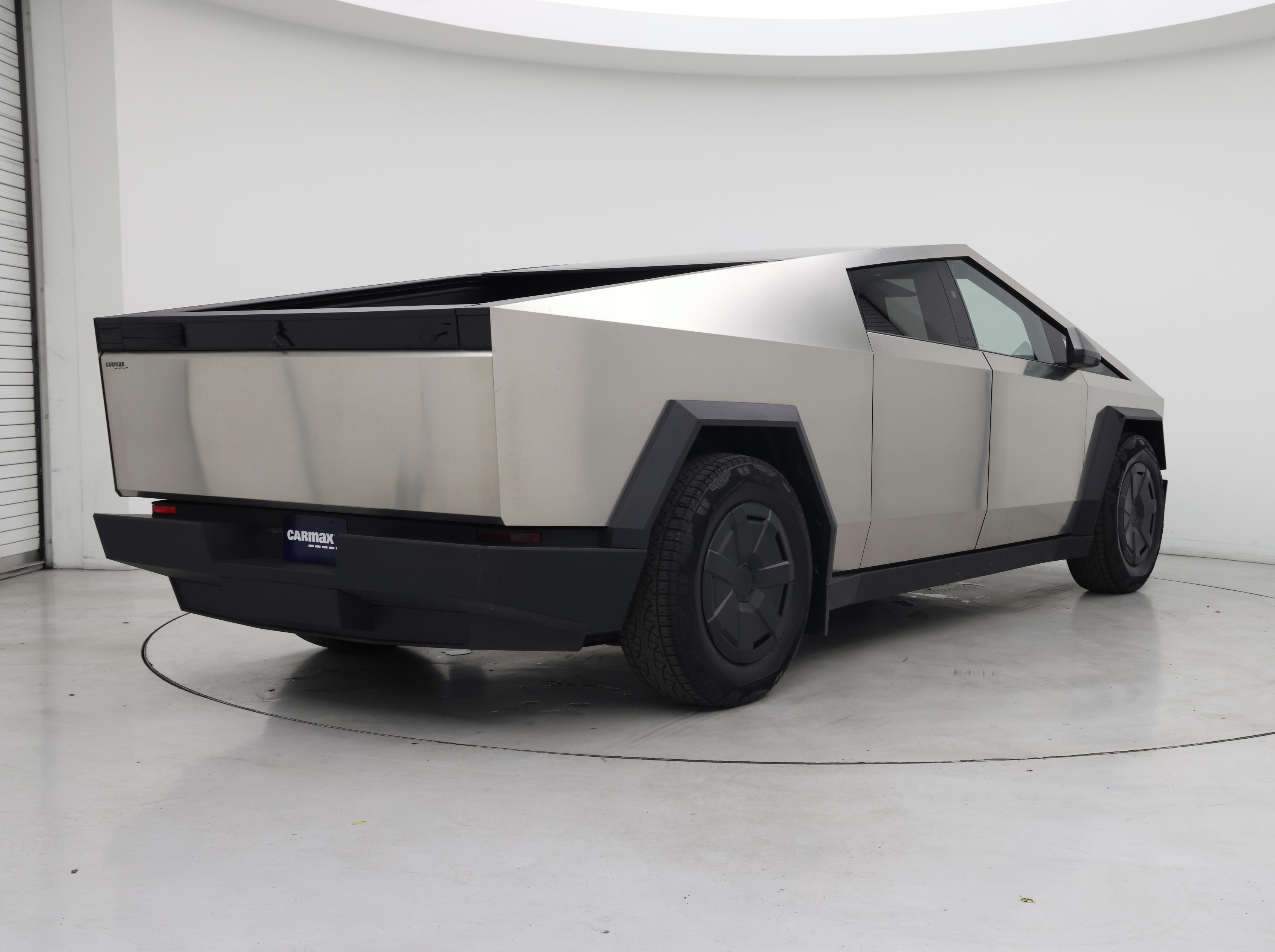 Thumbnail: 2025 Tesla Cybertruck - 8