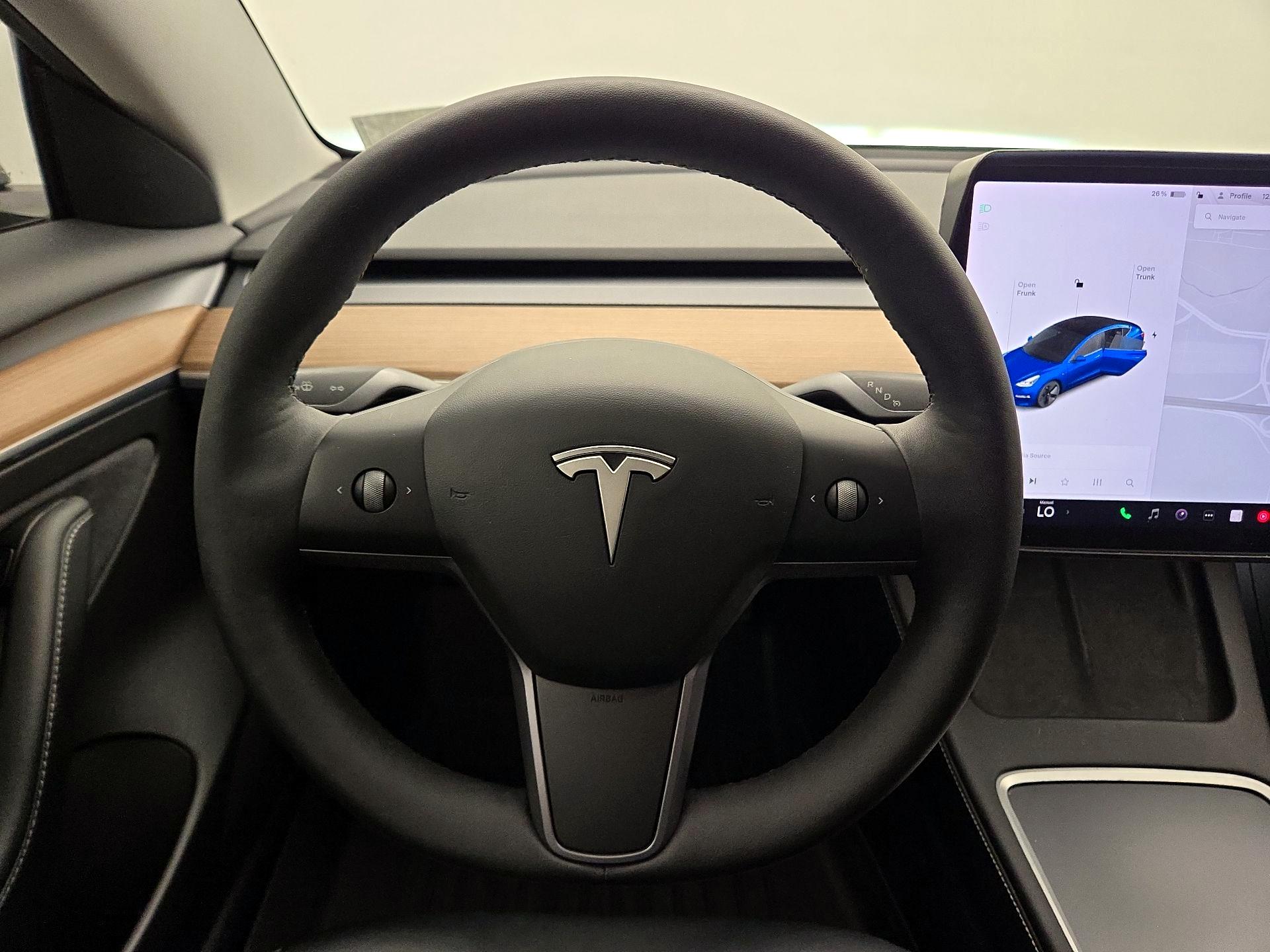 Thumbnail: 2021 Tesla Model 3 - 10