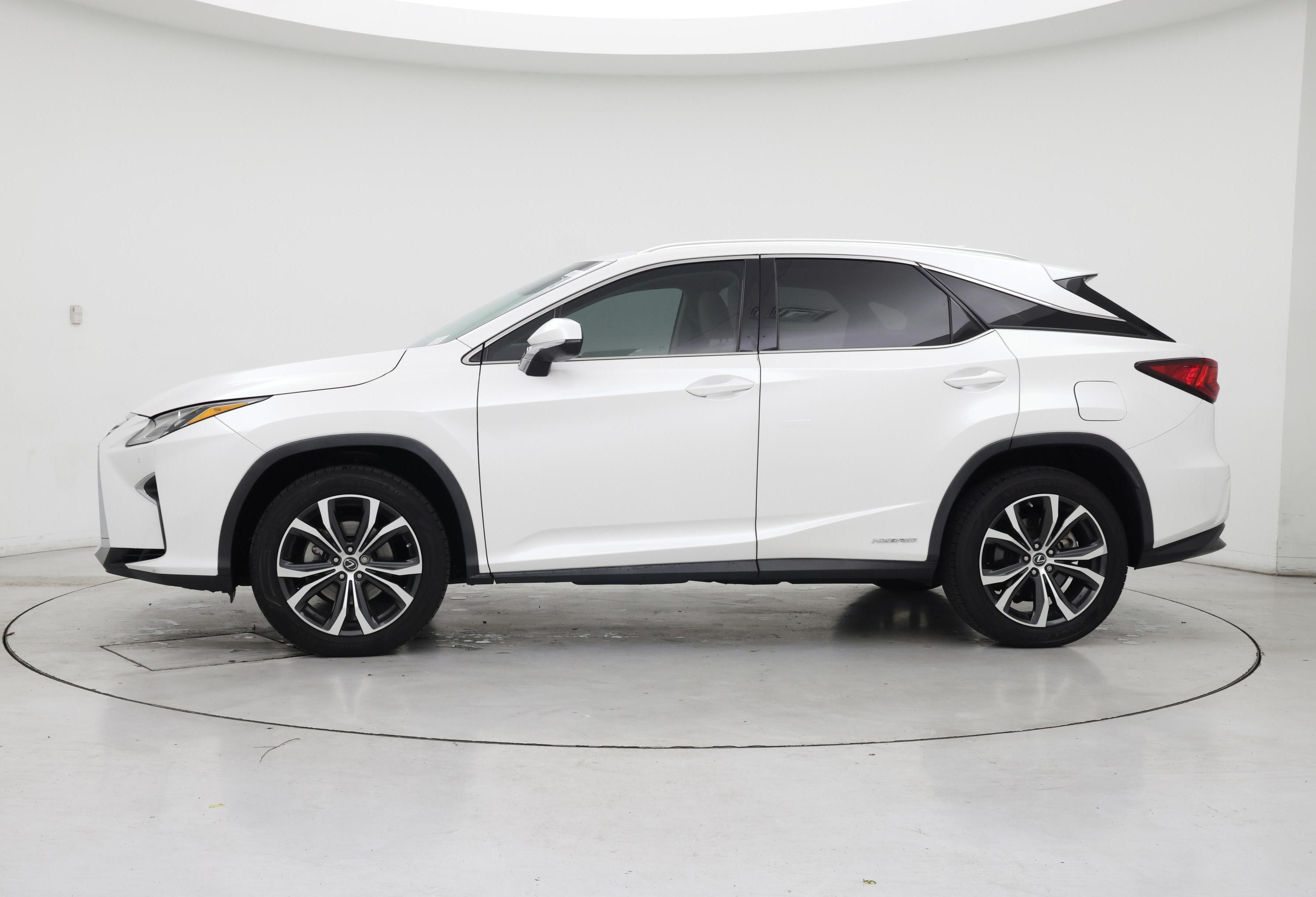 Thumbnail: 2019 Lexus RX - 3