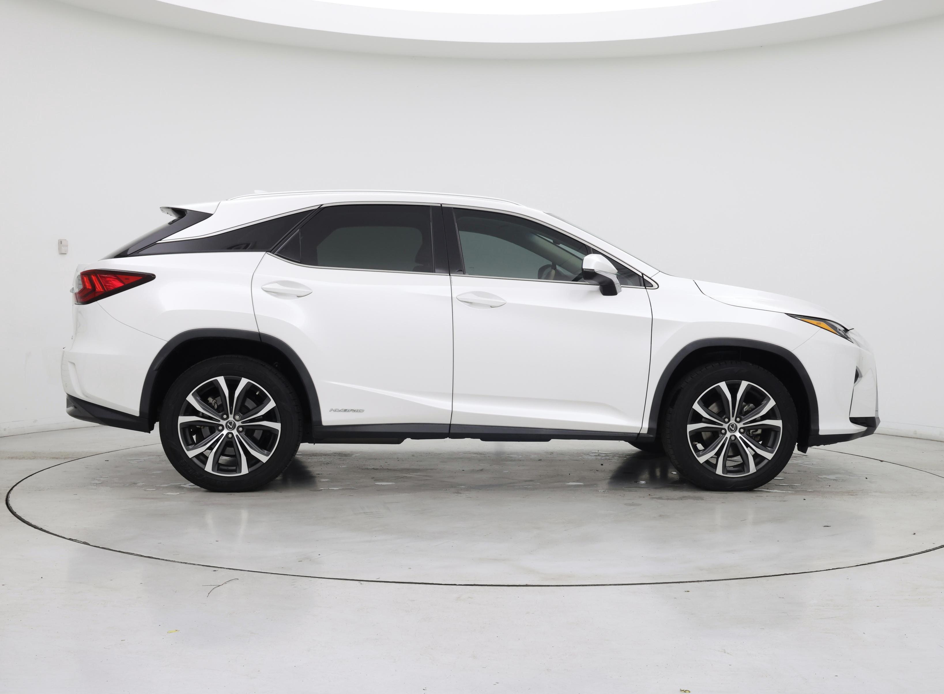 Thumbnail: 2019 Lexus RX - 7