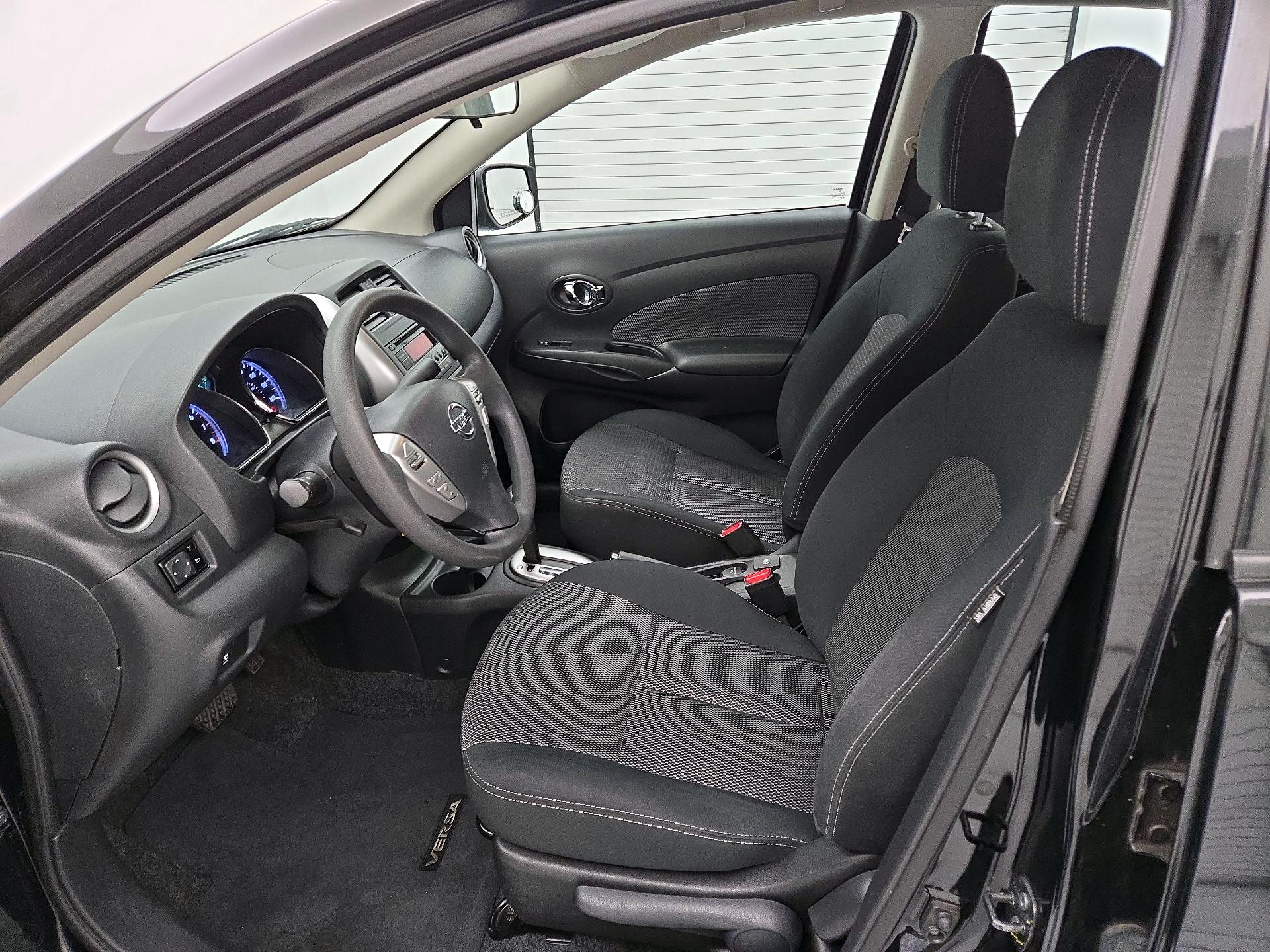 Thumbnail: 2015 Nissan Versa - 11