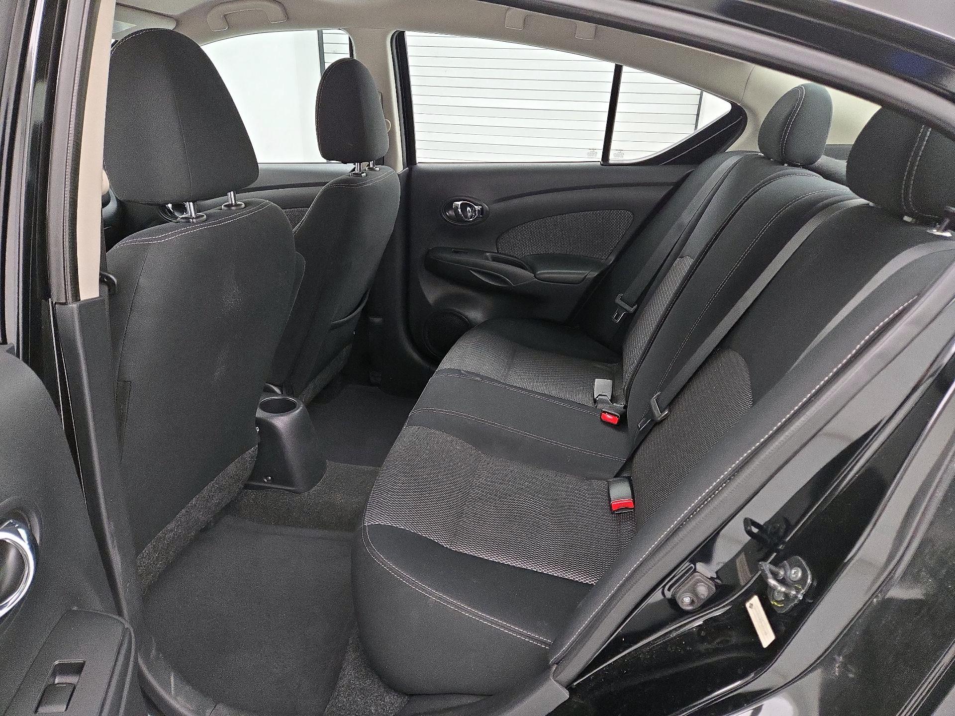 Thumbnail: 2015 Nissan Versa - 18