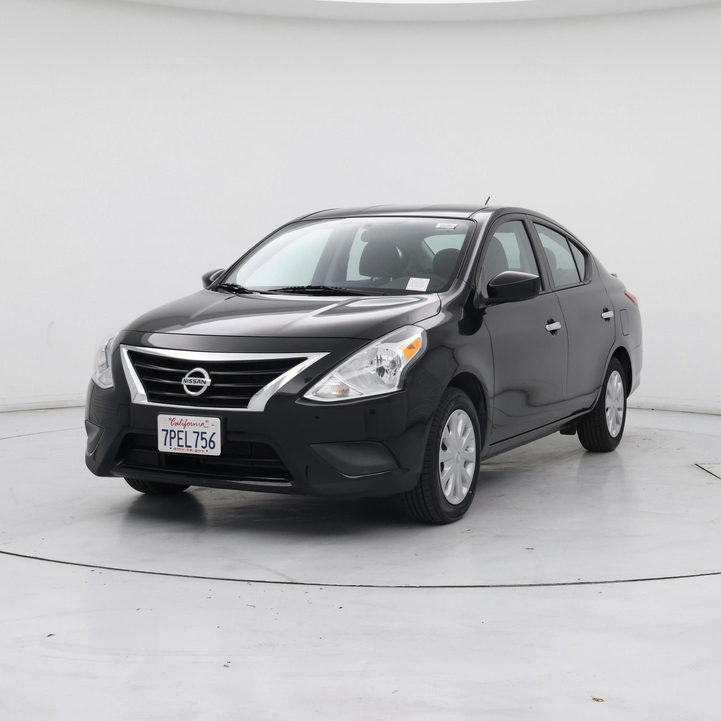 Thumbnail: 2015 Nissan Versa - 4