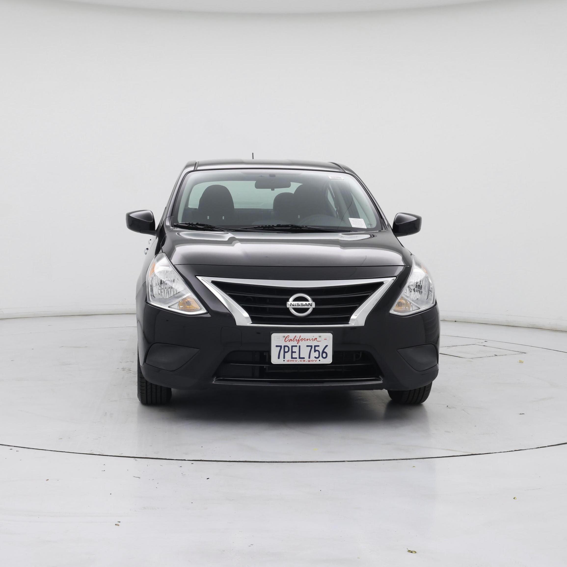 Thumbnail: 2015 Nissan Versa - 5