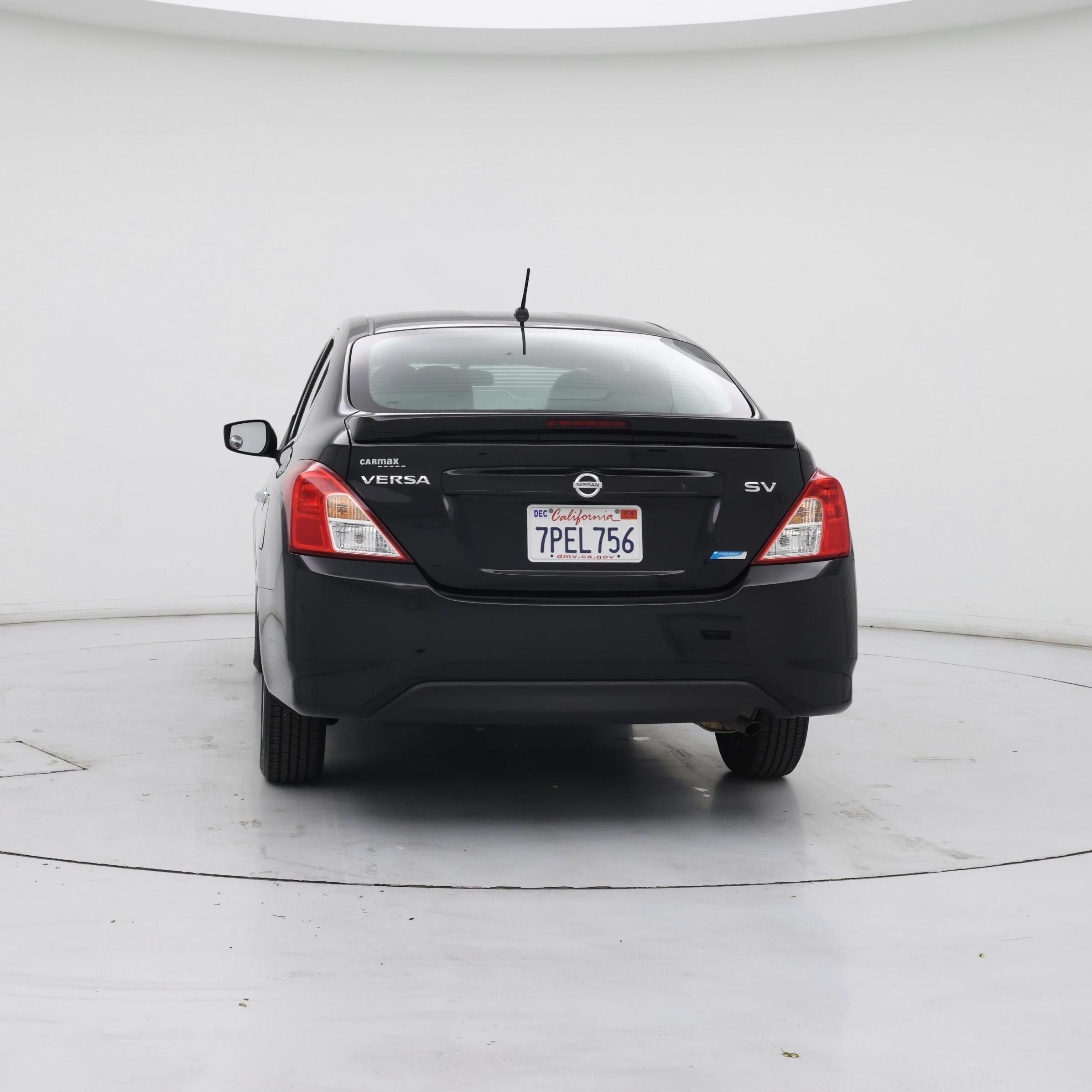 Thumbnail: 2015 Nissan Versa - 6