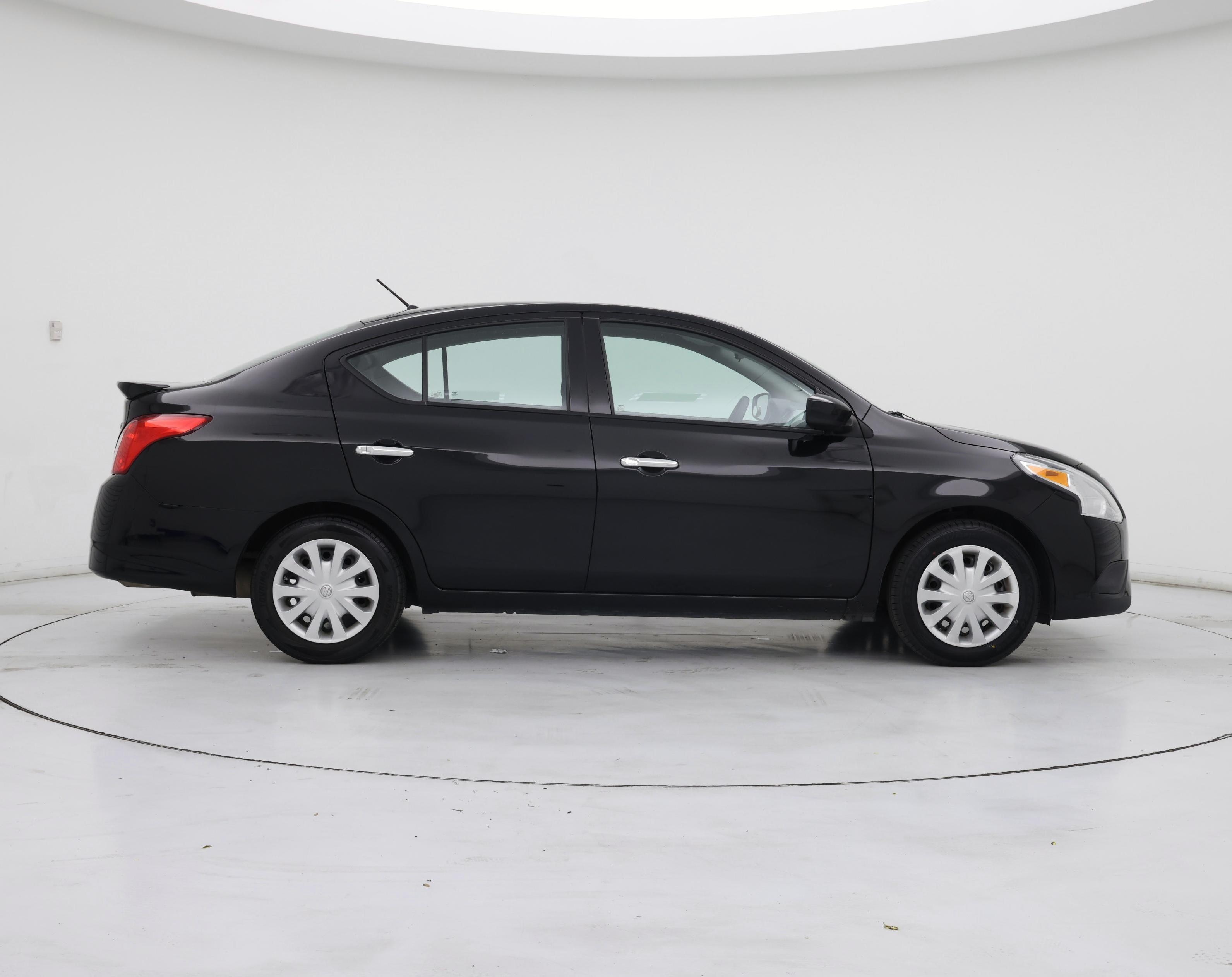 Thumbnail: 2015 Nissan Versa - 7
