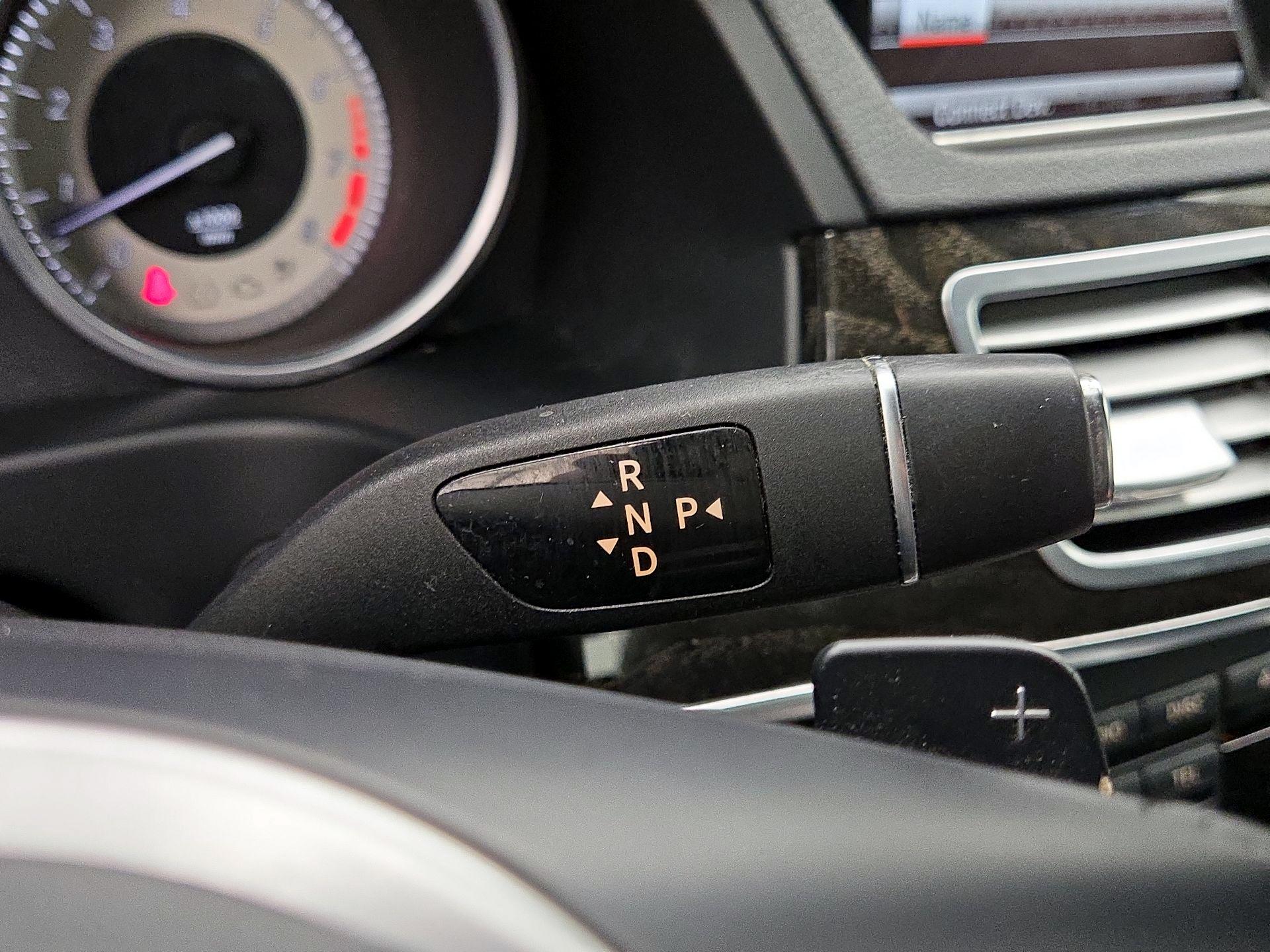 Thumbnail: 2015 Mercedes-Benz E-Class - 18