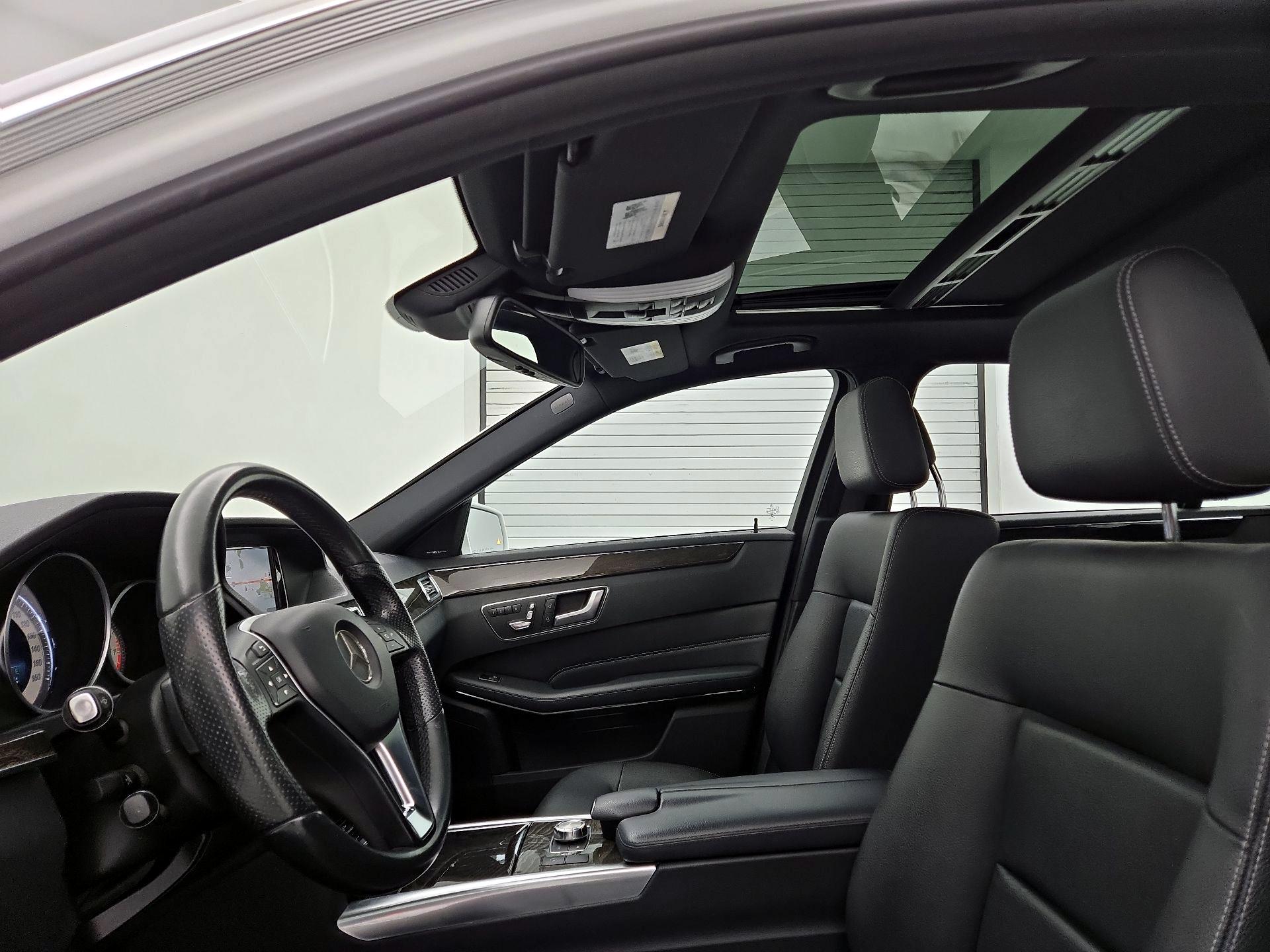 Thumbnail: 2015 Mercedes-Benz E-Class - 19