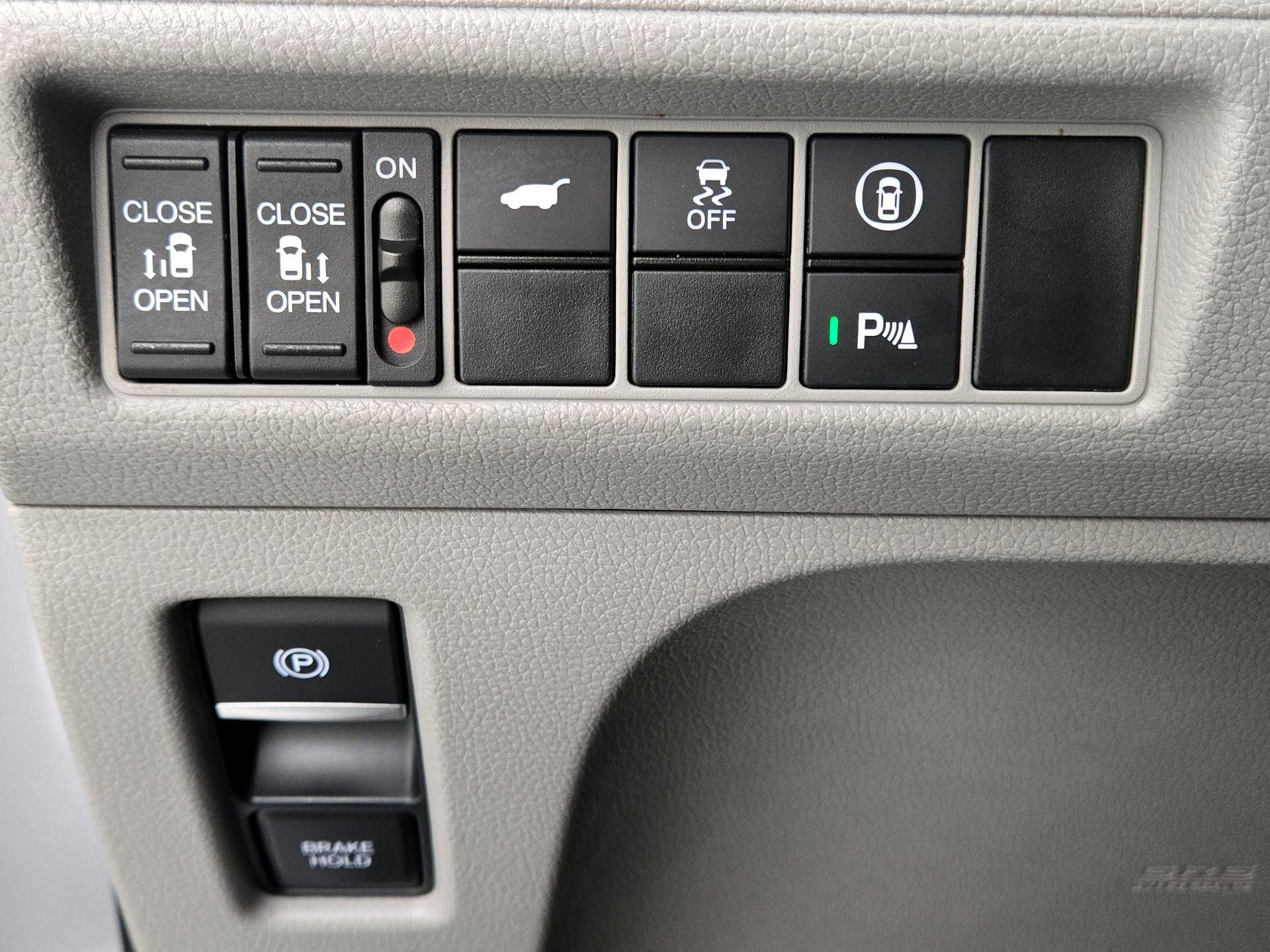 Thumbnail: 2022 Honda Odyssey - 13