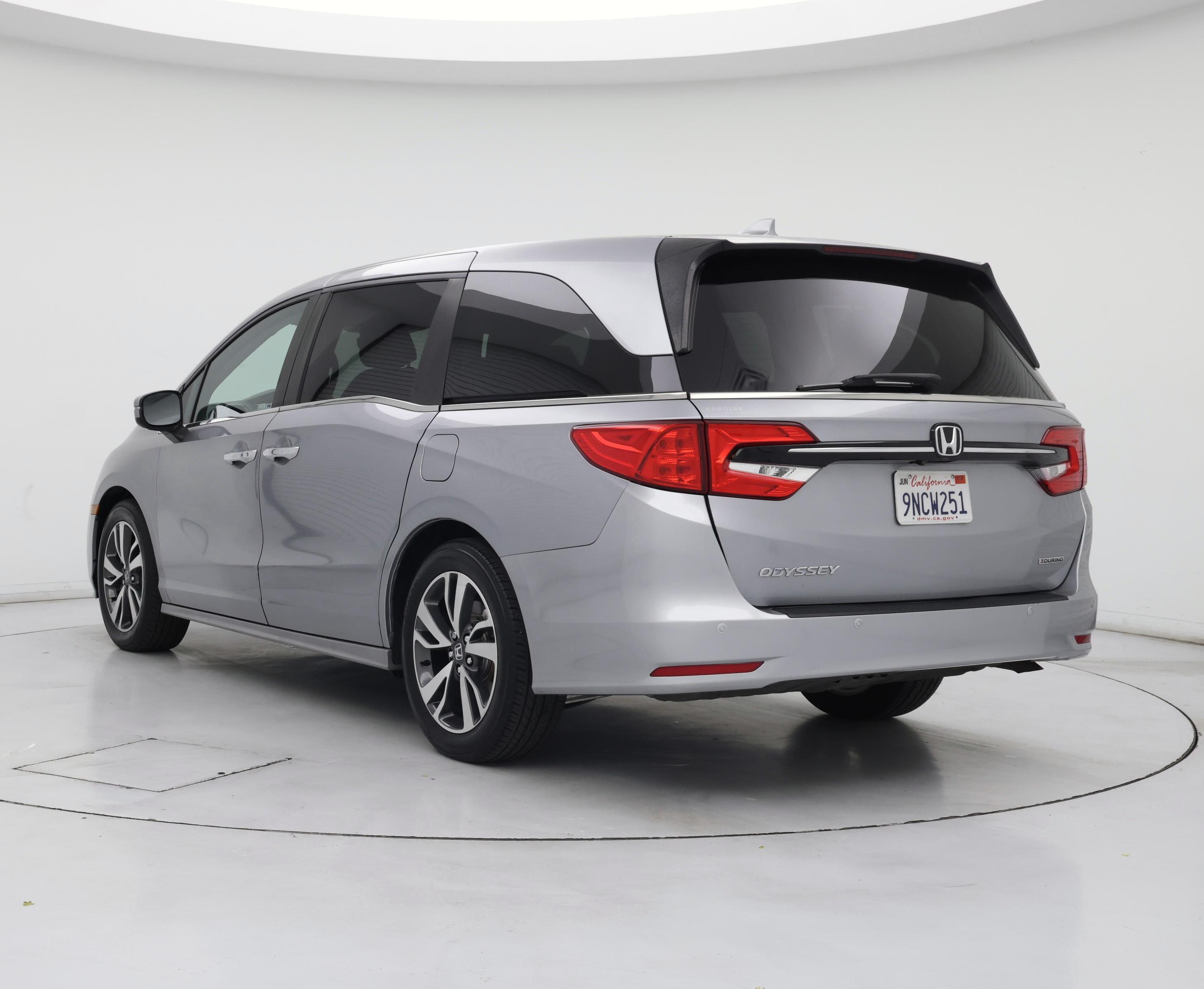 Thumbnail: 2022 Honda Odyssey - 2