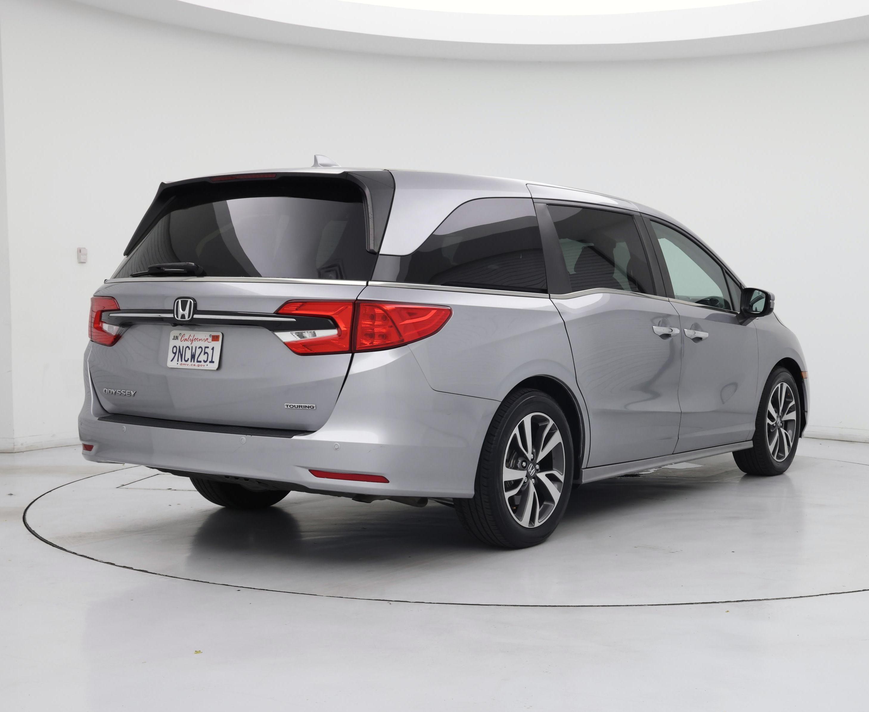 Thumbnail: 2022 Honda Odyssey - 8