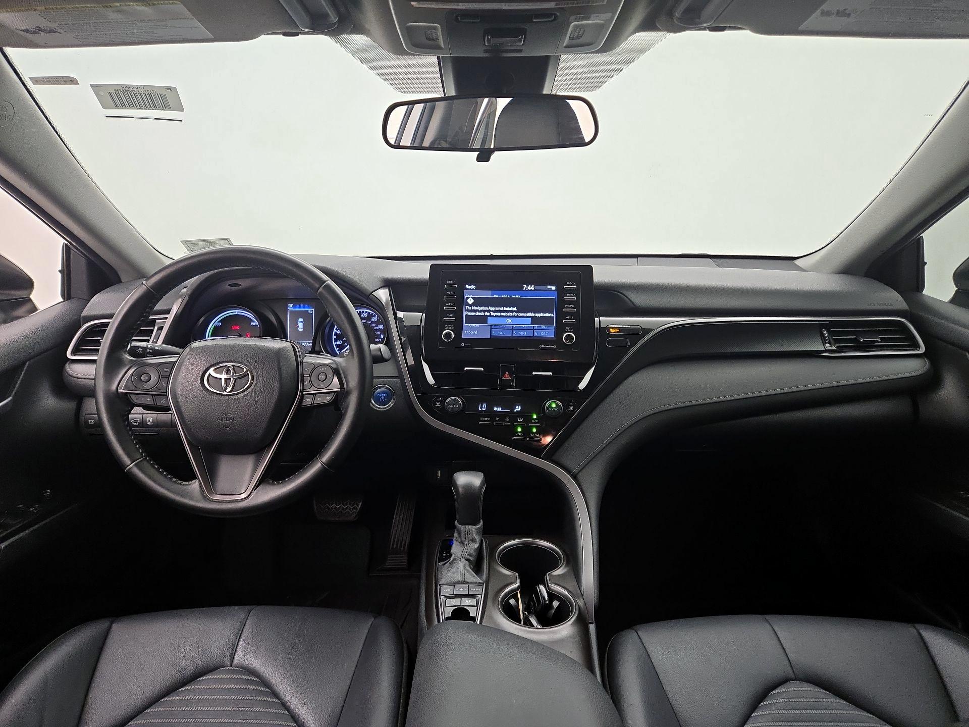 Thumbnail: 2021 Toyota Camry - 9