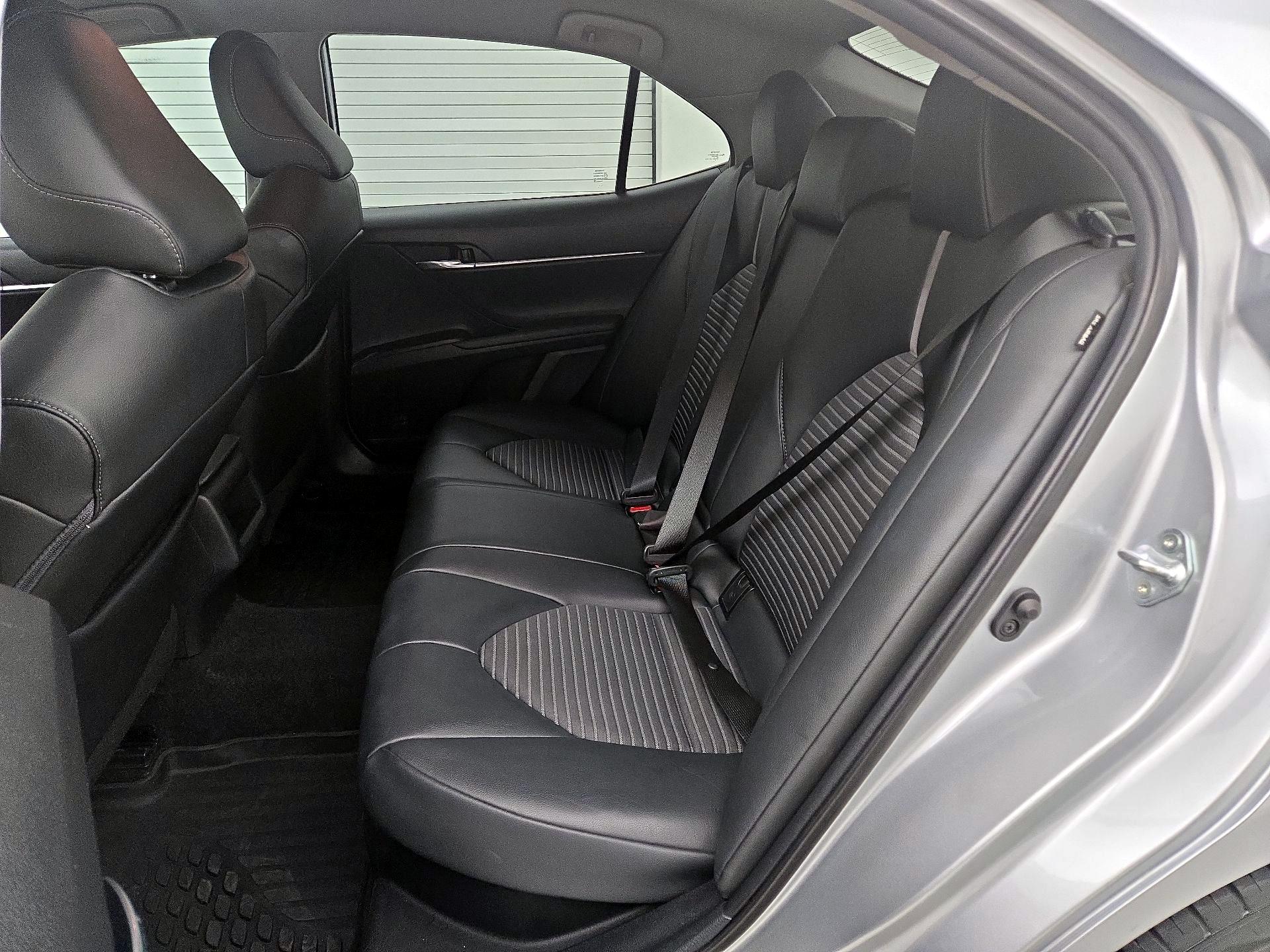 Thumbnail: 2021 Toyota Camry - 20