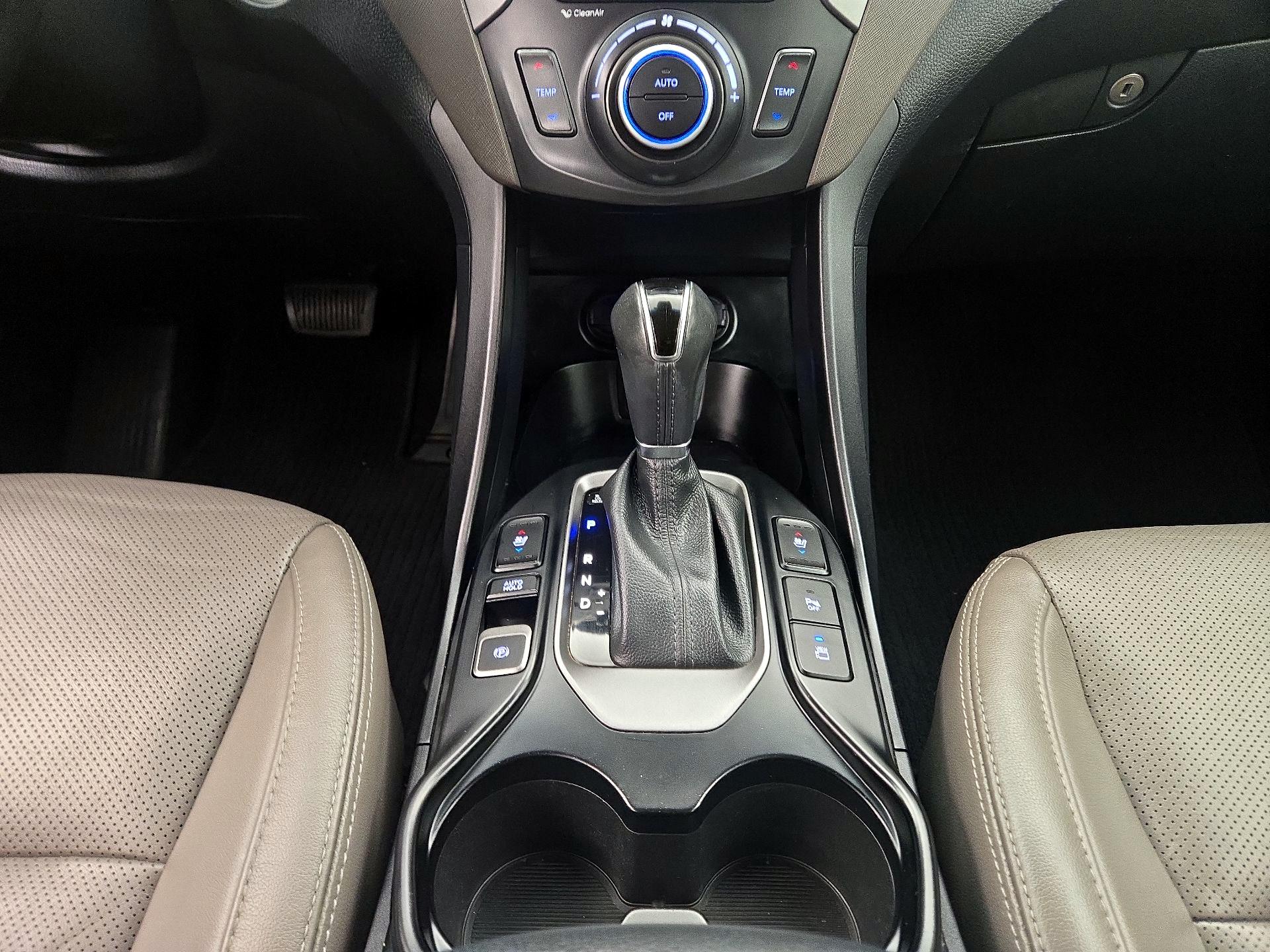 Thumbnail: 2017 Hyundai Santa Fe - 17