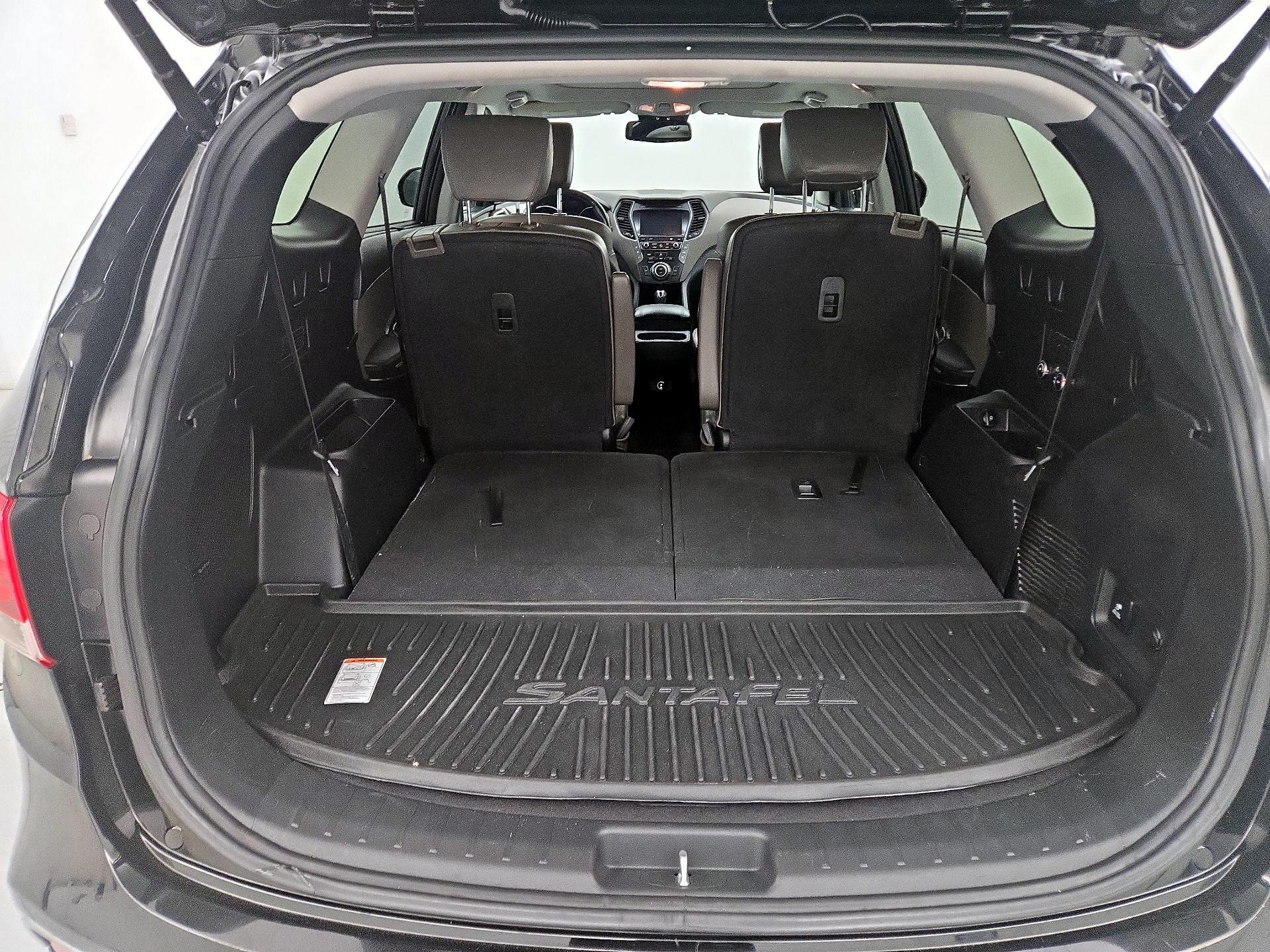 Thumbnail: 2017 Hyundai Santa Fe - 19