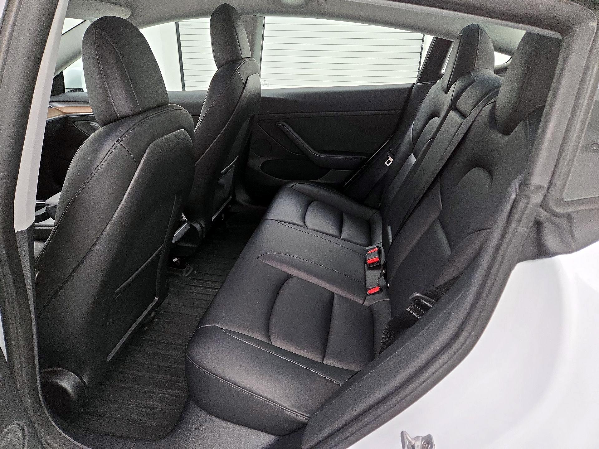 Thumbnail: 2023 Tesla Model 3 - 20