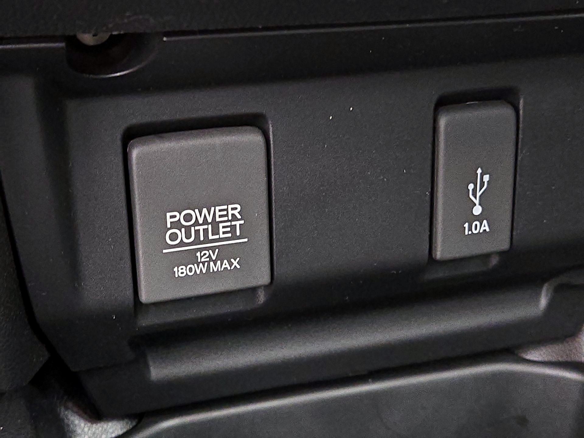 Thumbnail: 2019 Honda Fit - 18