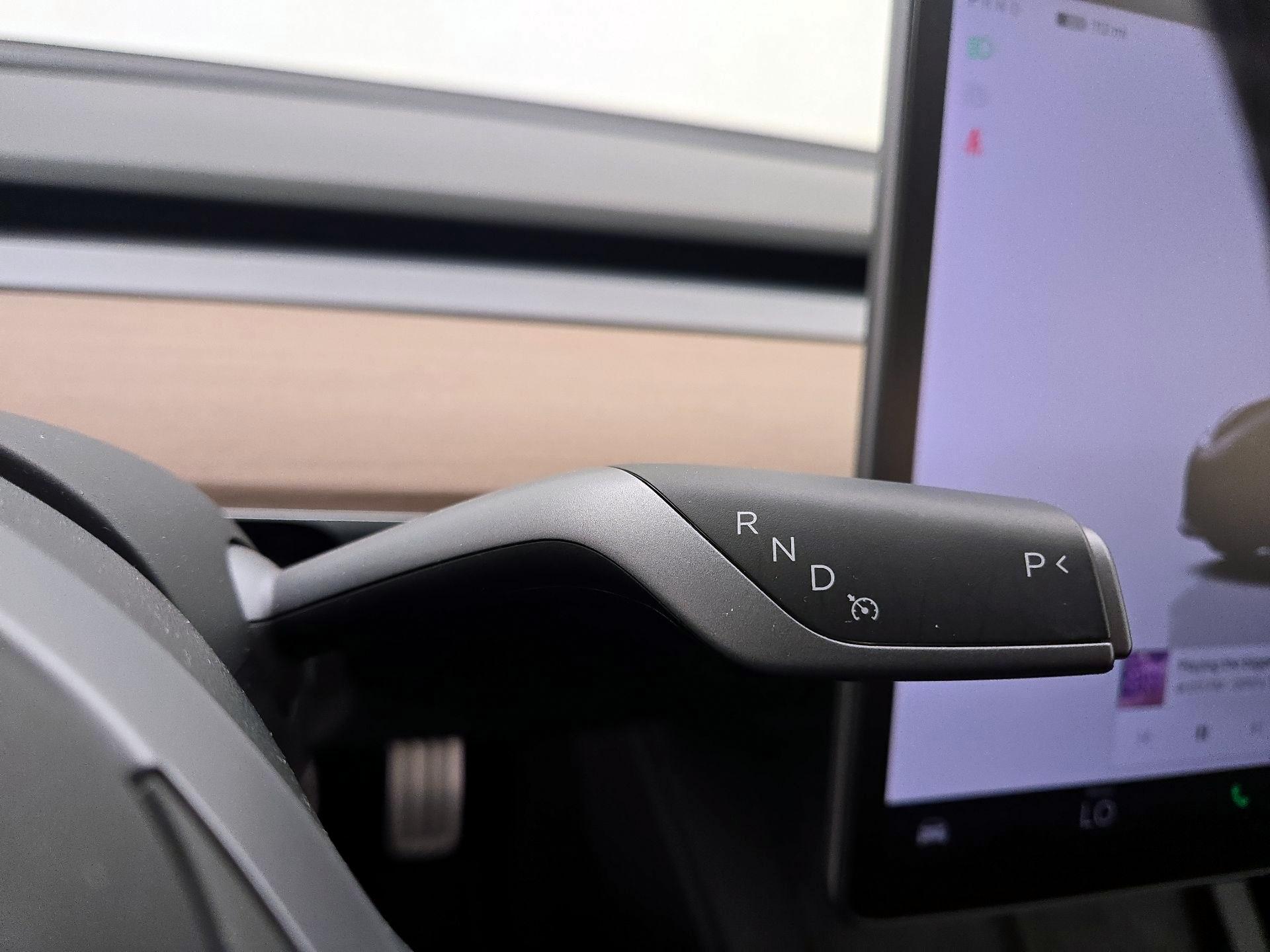 Thumbnail: 2023 Tesla Model 3 - 17