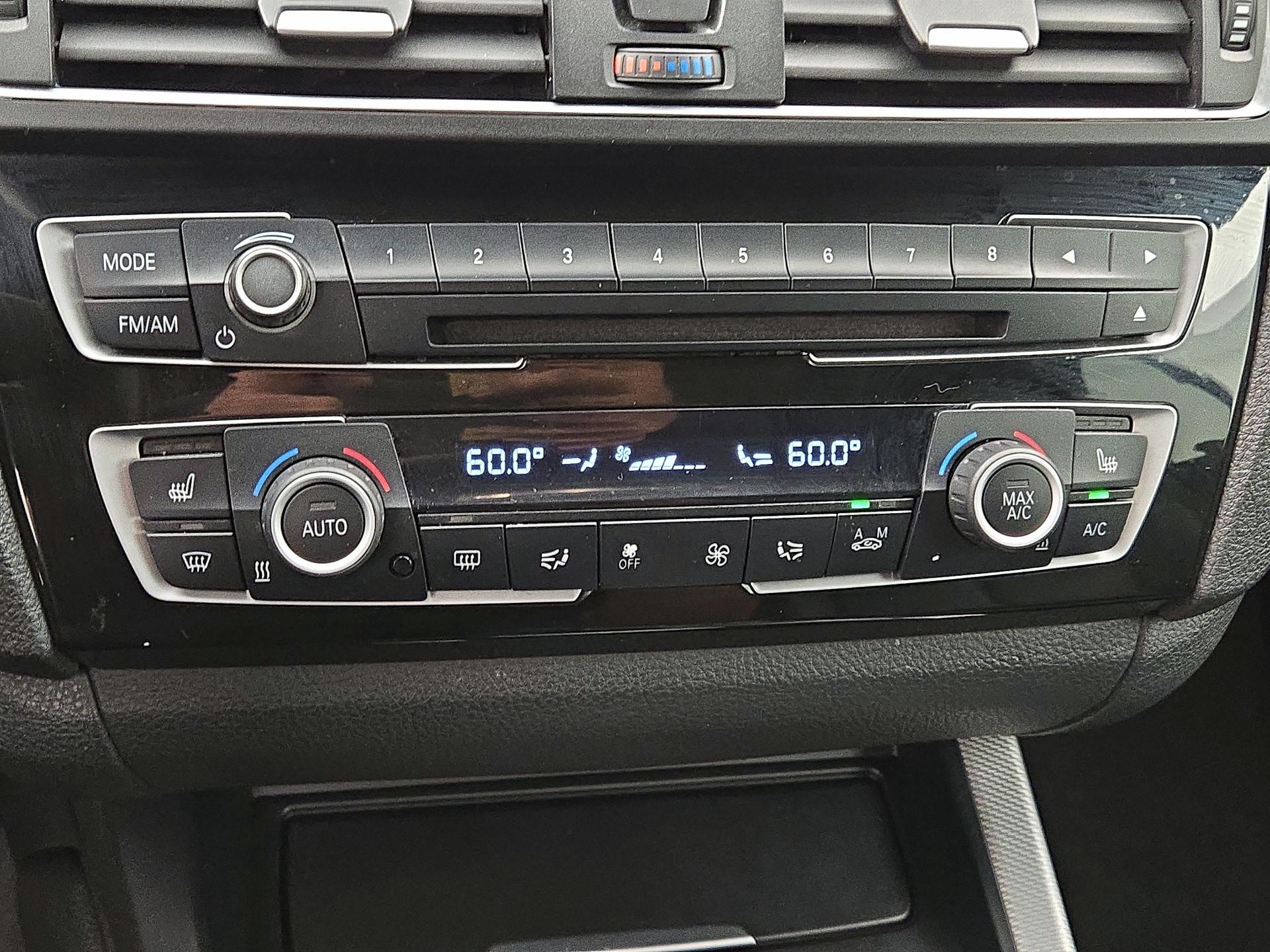 Thumbnail: 2015 BMW 2 Series - 16