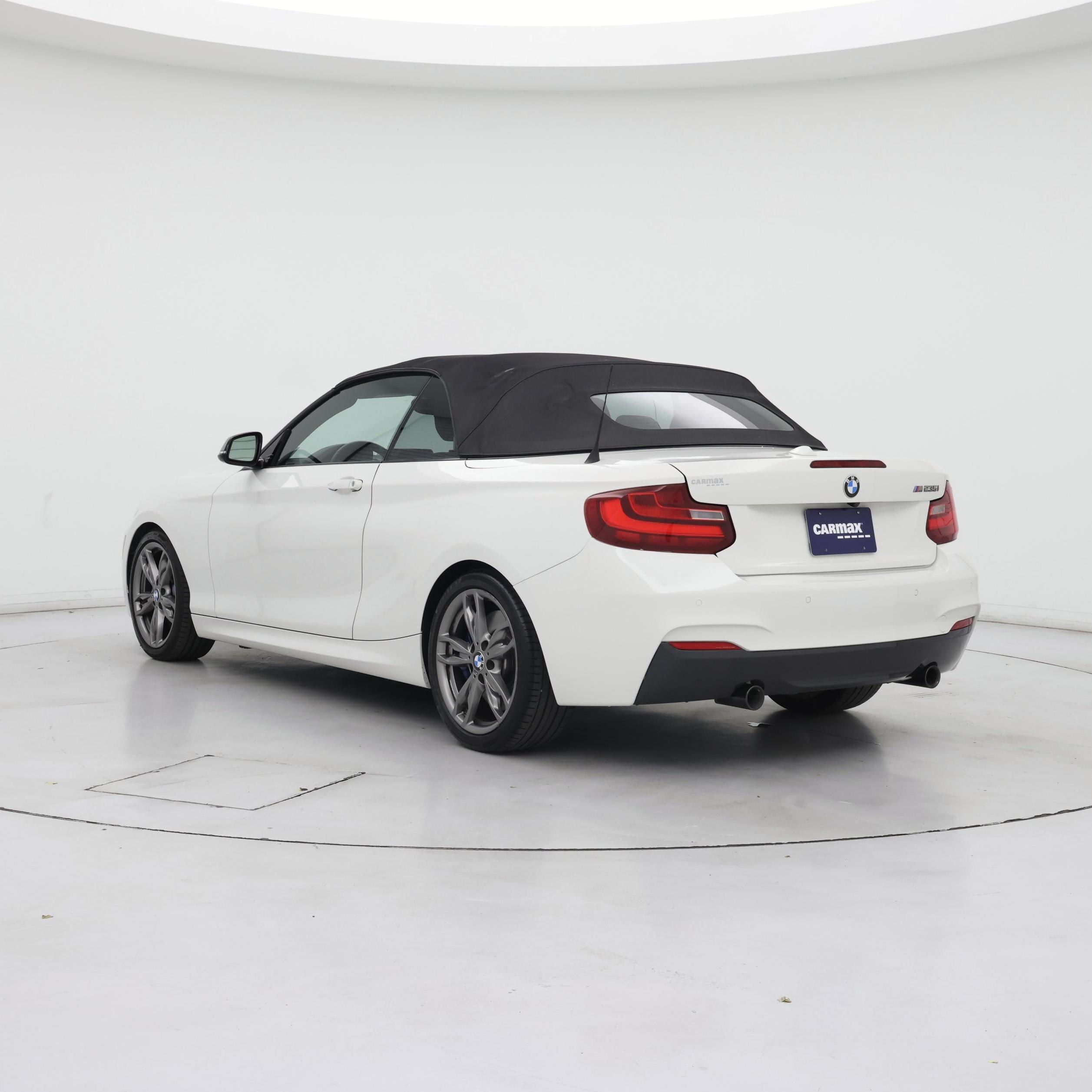 Thumbnail: 2015 BMW 2 Series - 2