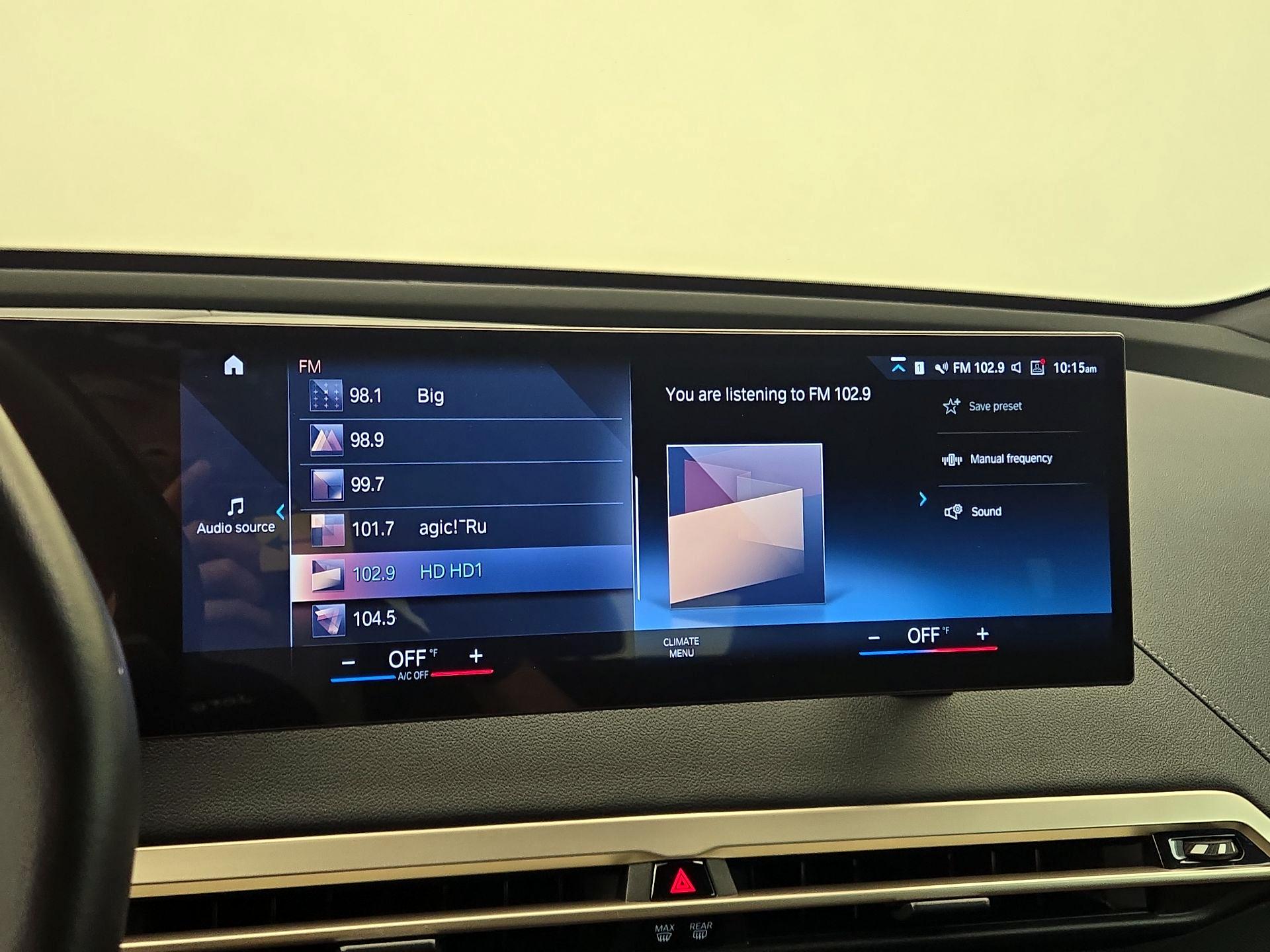 Thumbnail: 2023 BMW iX - 16