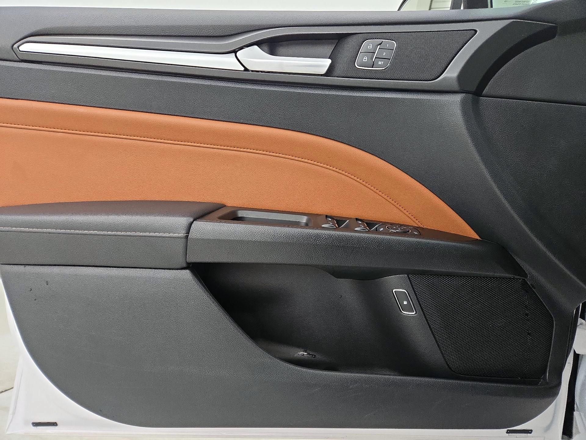 Thumbnail: 2020 Ford Fusion - 12