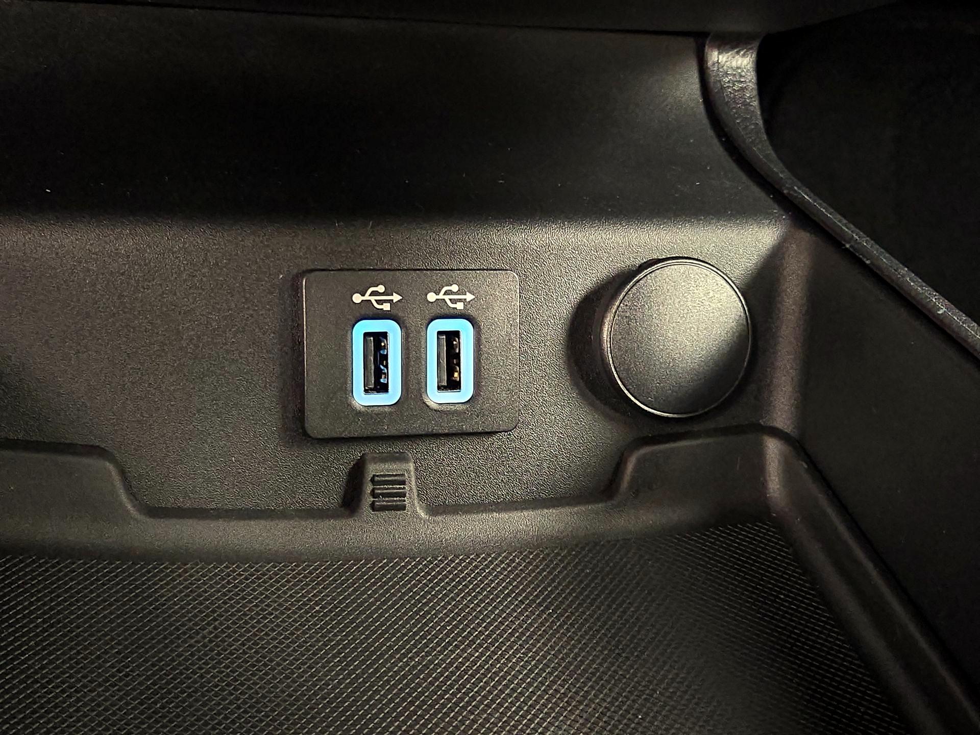 Thumbnail: 2020 Ford Fusion - 19