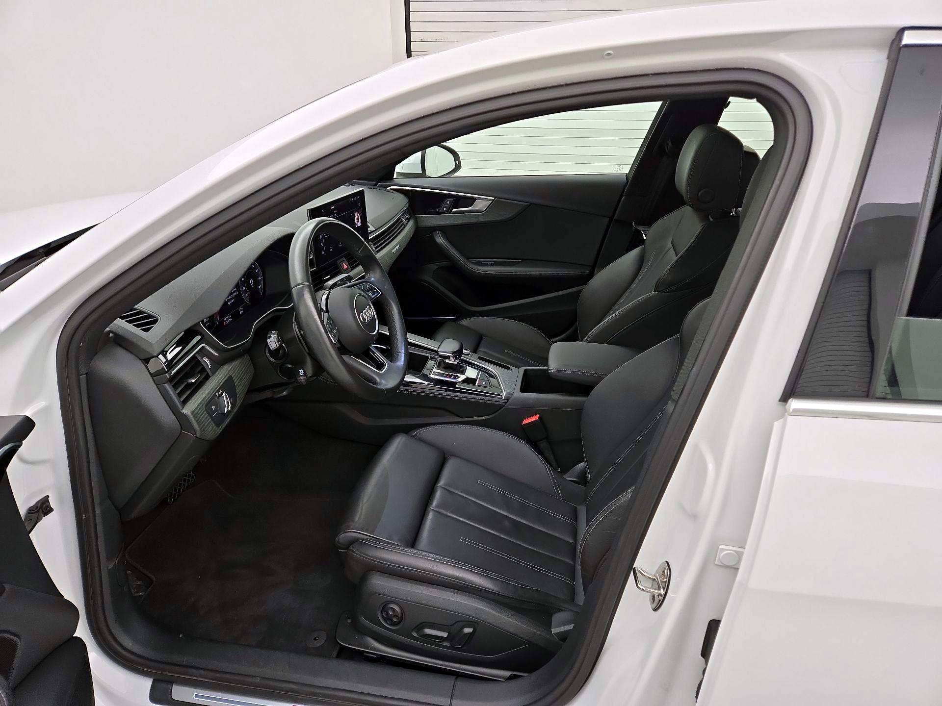 Thumbnail: 2022 Audi A4 - 11