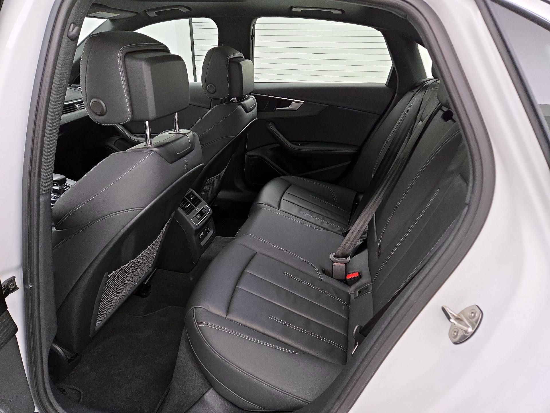 Thumbnail: 2022 Audi A4 - 20