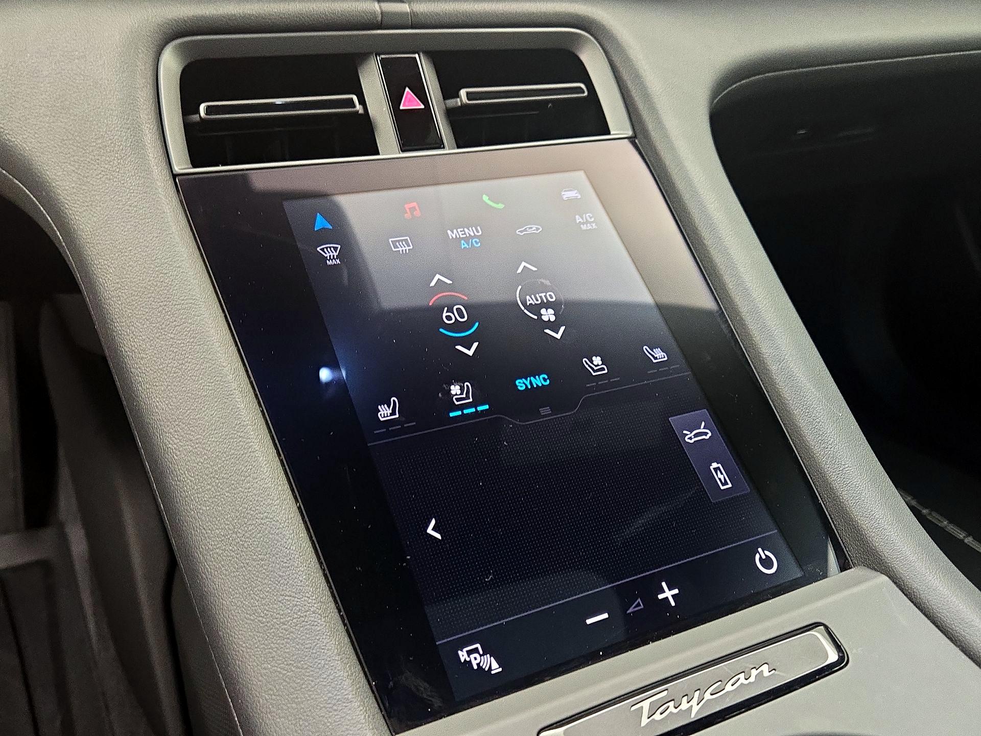 Thumbnail: 2023 Porsche Taycan - 17