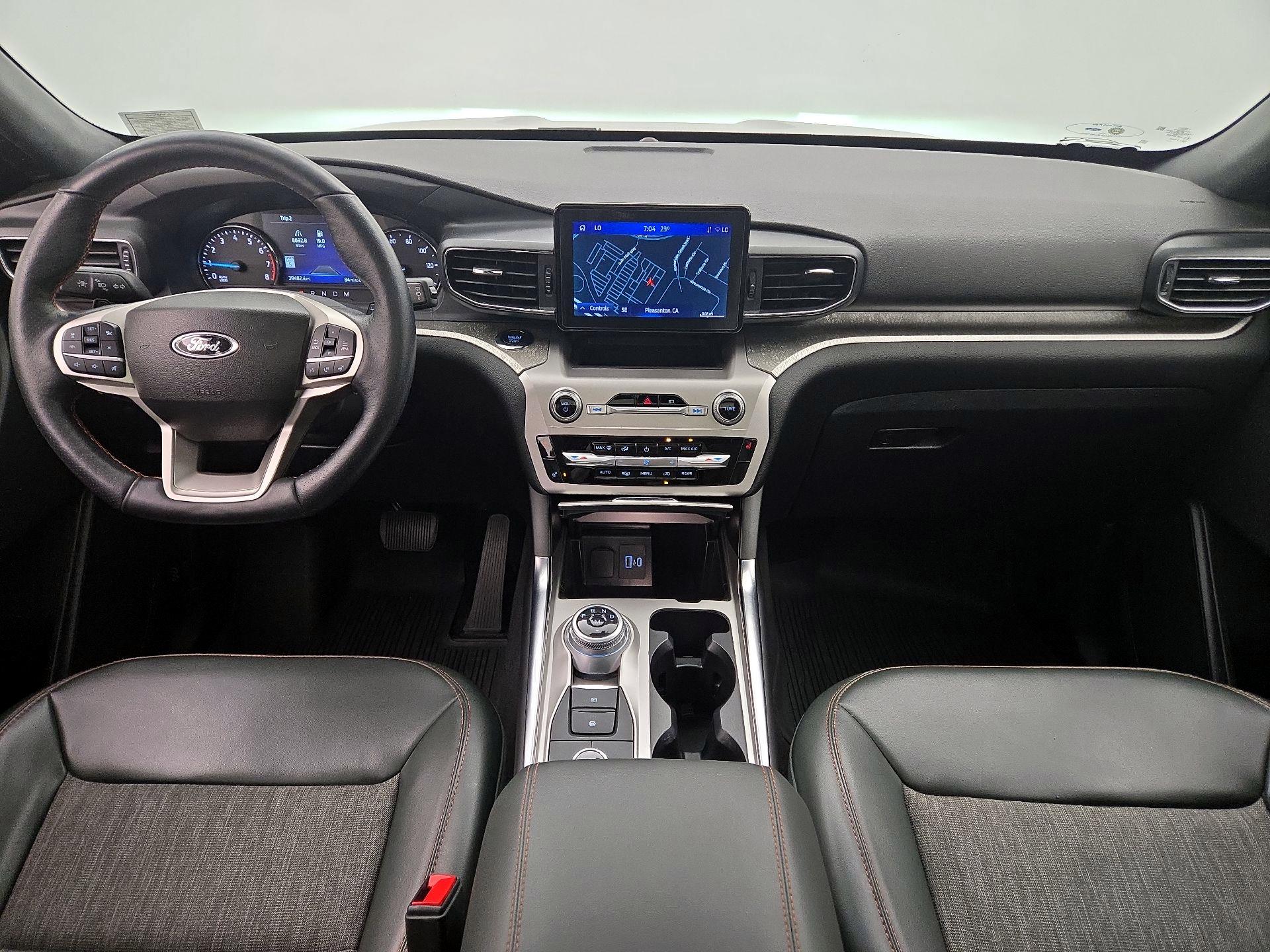 Thumbnail: 2022 Ford Explorer - 9