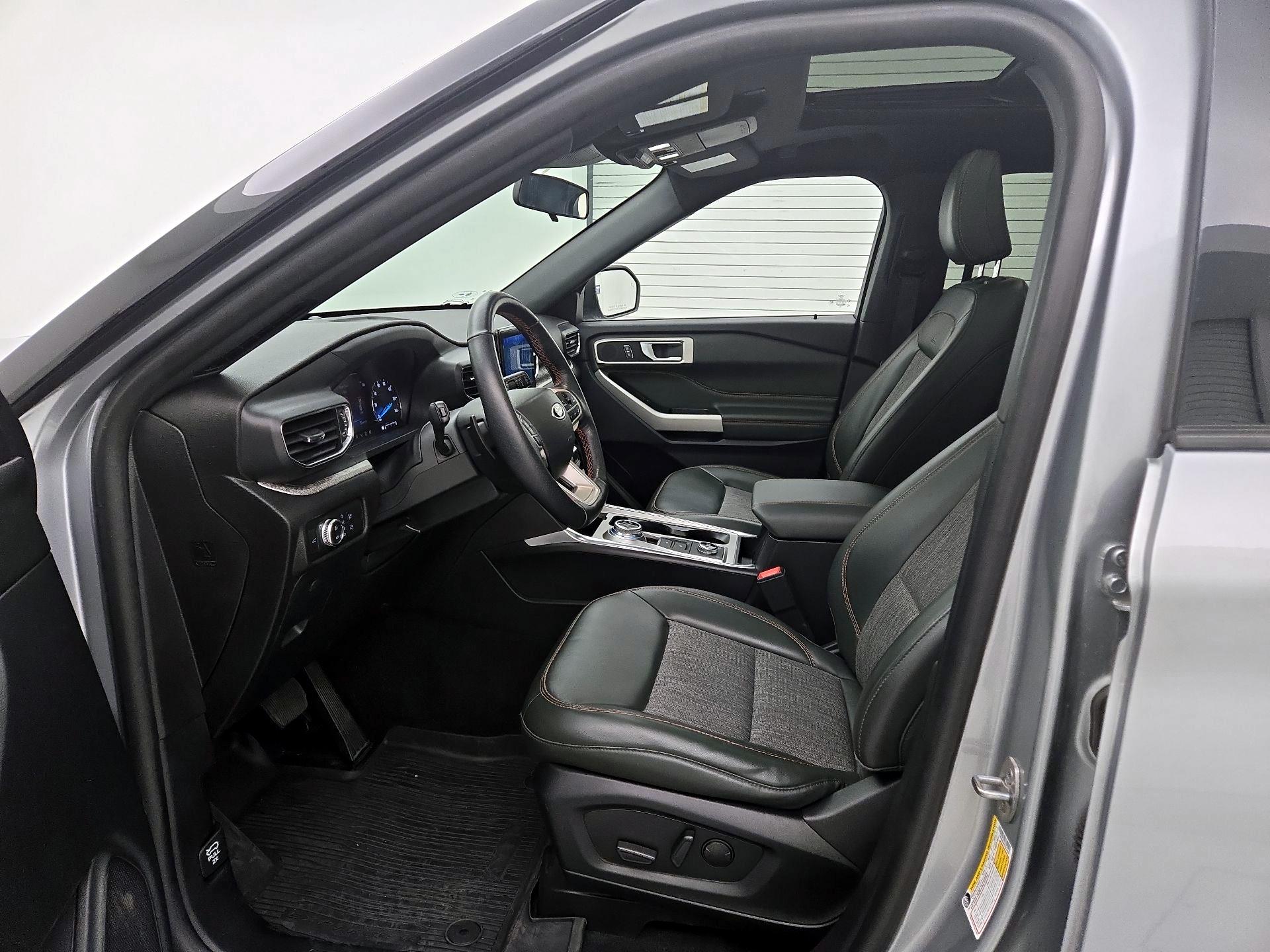 Thumbnail: 2022 Ford Explorer - 11