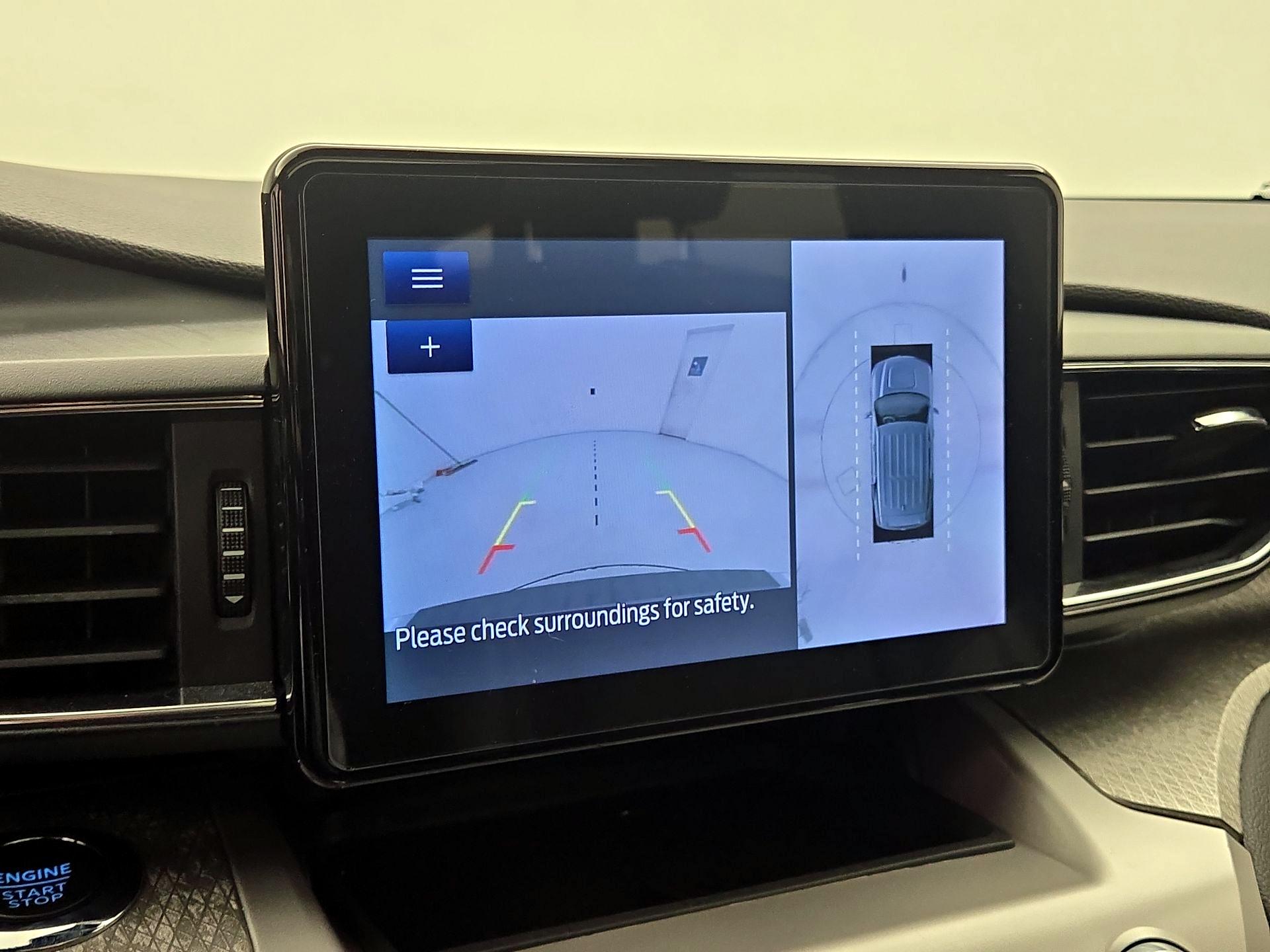 Thumbnail: 2022 Ford Explorer - 15