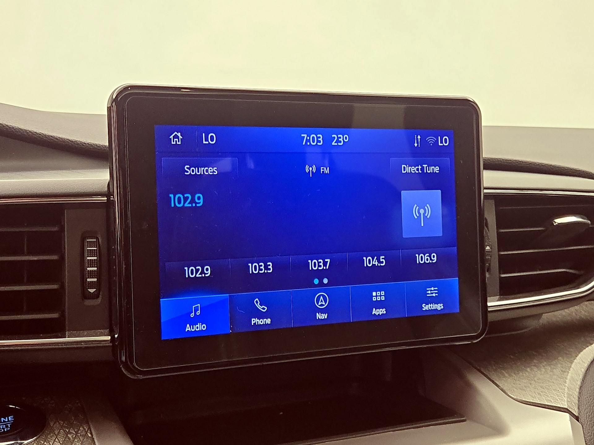 Thumbnail: 2022 Ford Explorer - 16