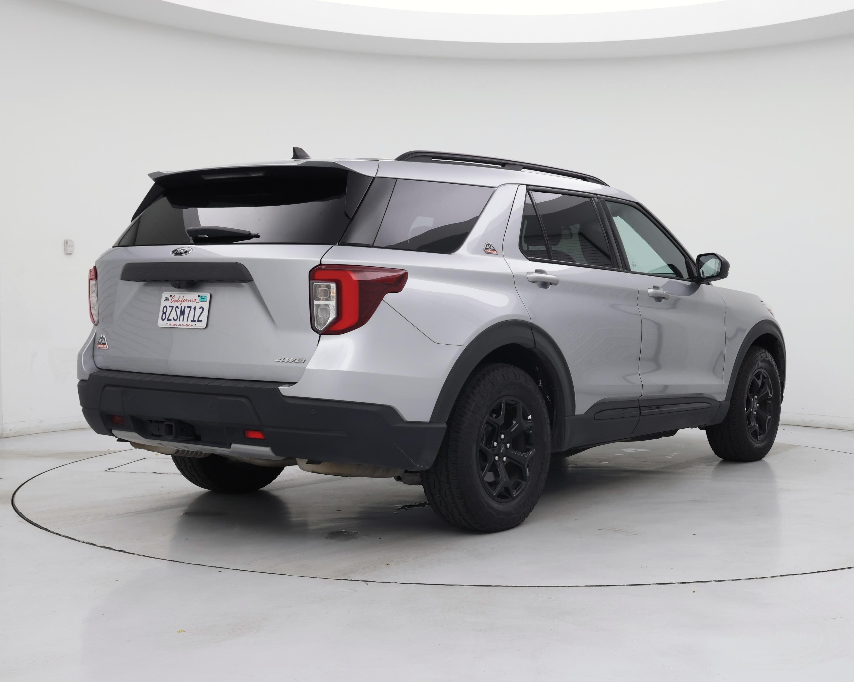 Thumbnail: 2022 Ford Explorer - 8